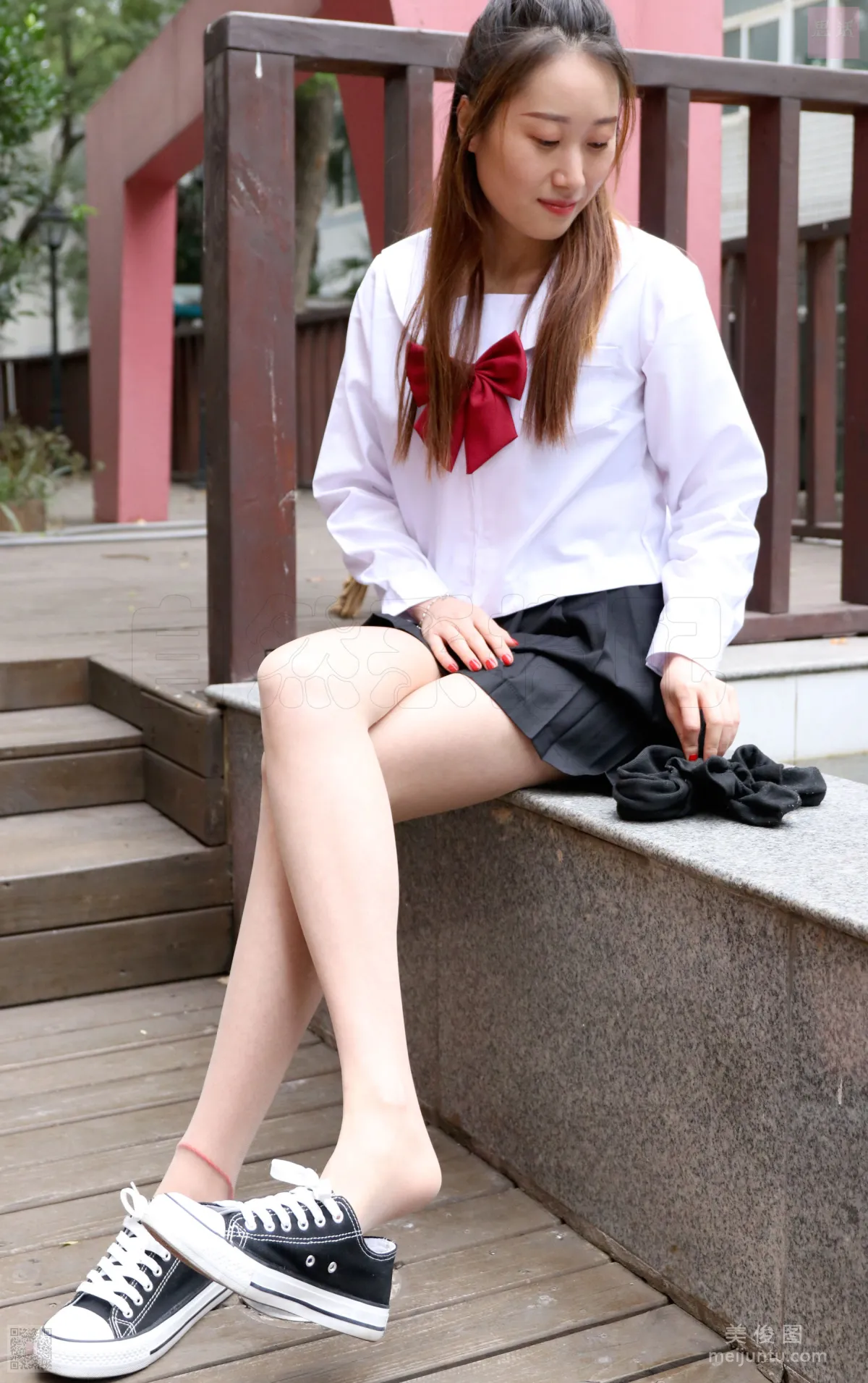[思話SiHua] SH041 伊一 - JK的第一次嘗試 75