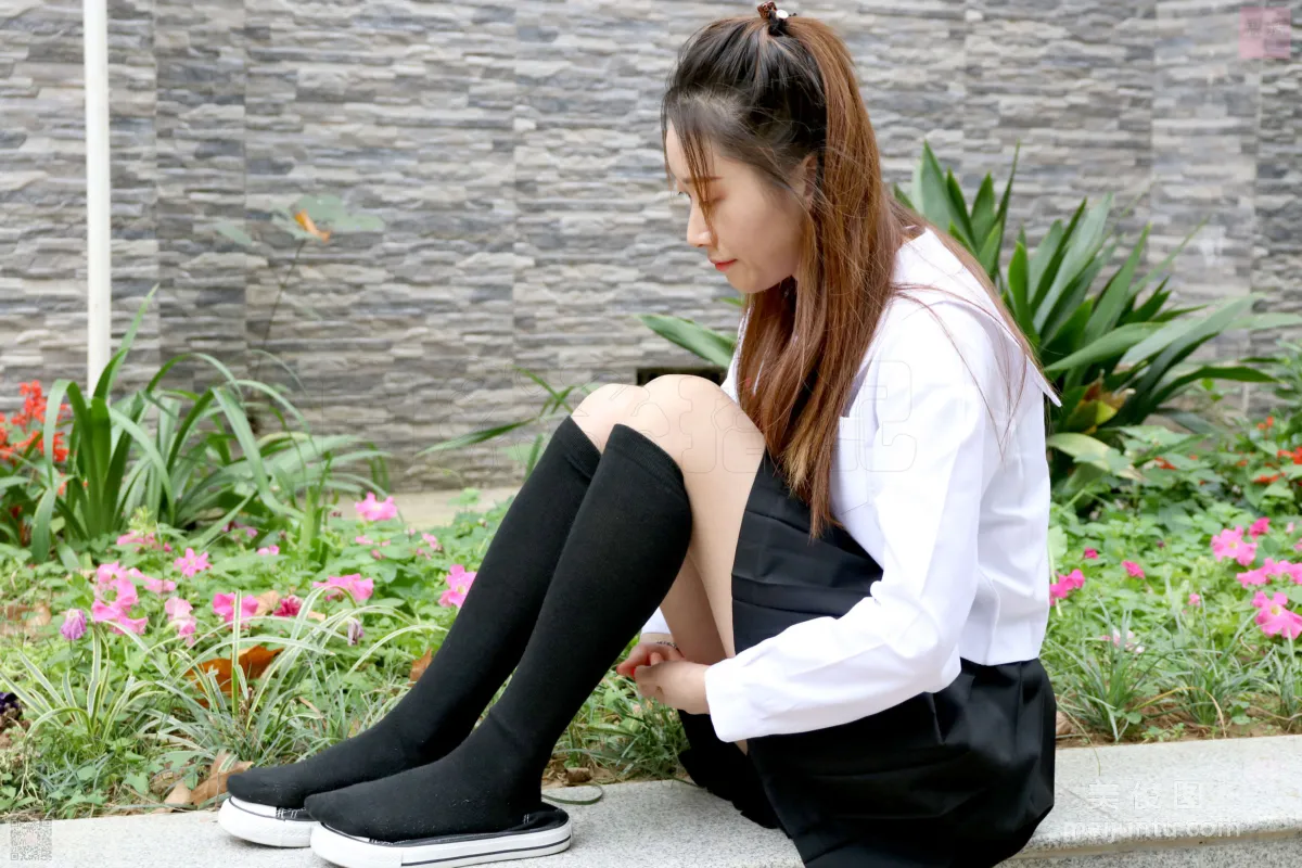 [思話SiHua] SH041 伊一 - JK的第一次嘗試 54