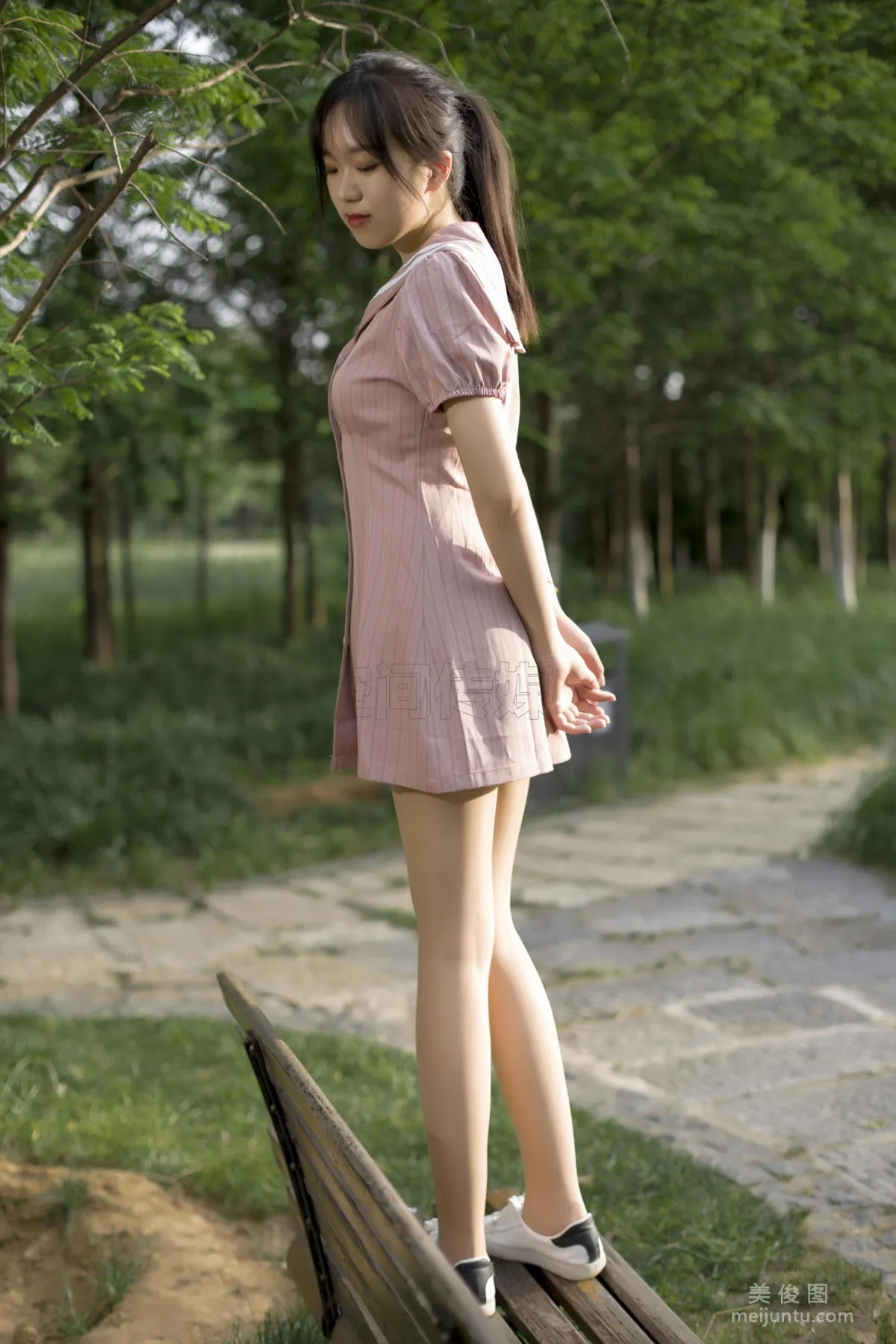 [思話SiHua] SH124 子琦 - 山林間的嫩齡少女 33