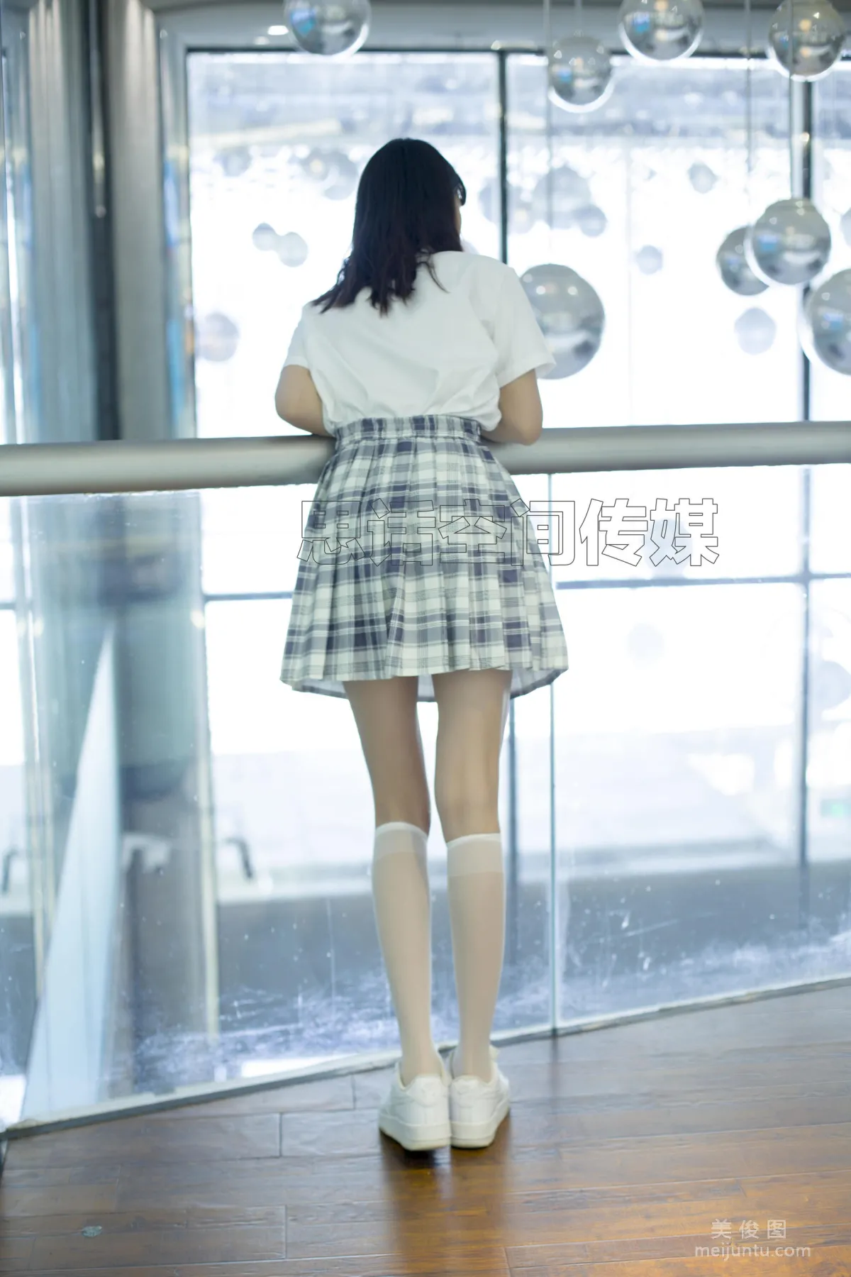 [思話SiHua] SH127 詩韻 - 商場裡的JK女孩 43