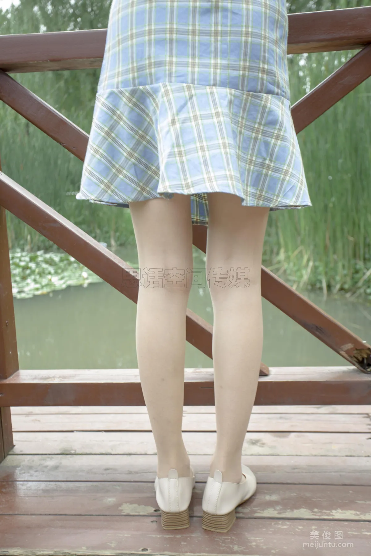 [思話SiHua] SH173 詩詩 - 旗袍肉絲女孩逛公園 10