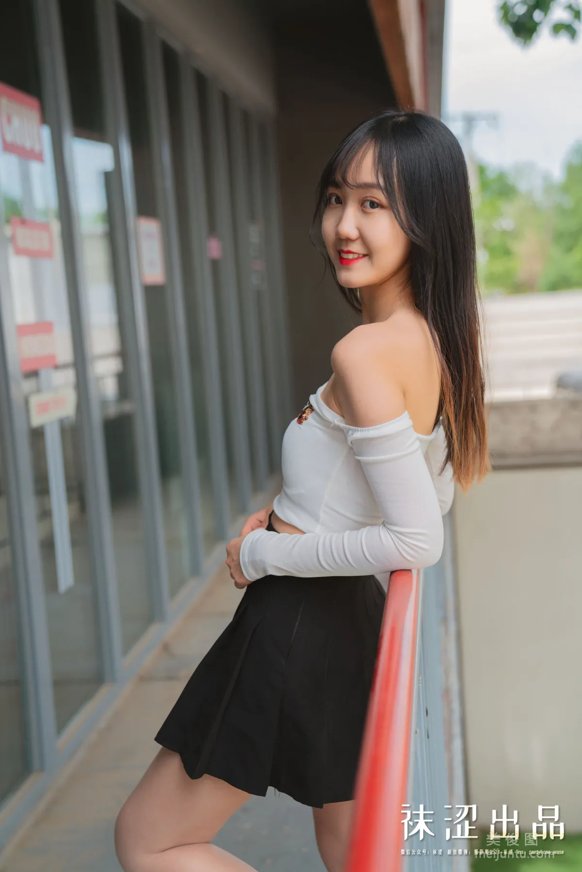 [袜涩] VOL.065 脸脸 - 乔11粉蛇35
