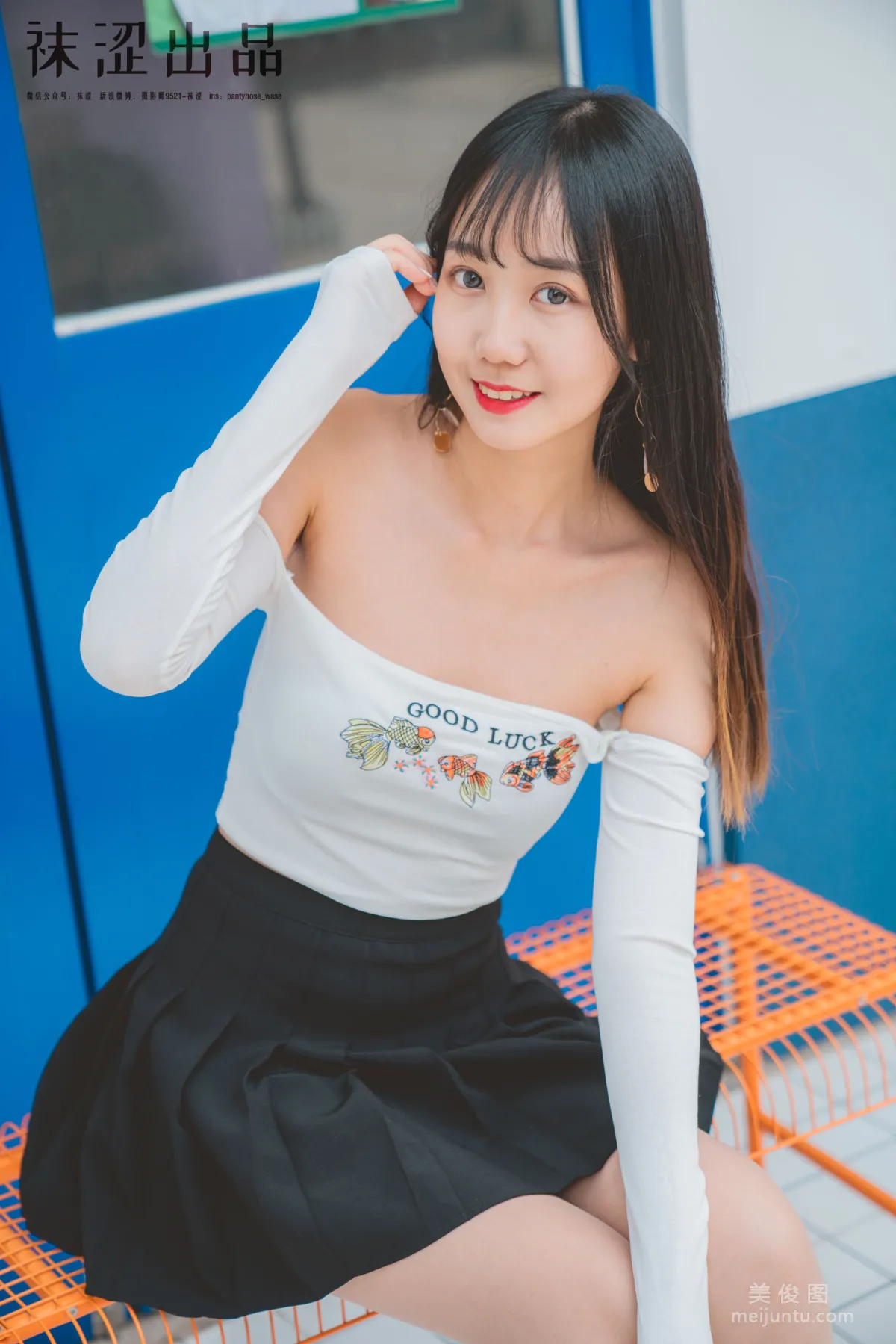 [袜涩] VOL.065 脸脸 - 乔11粉蛇5