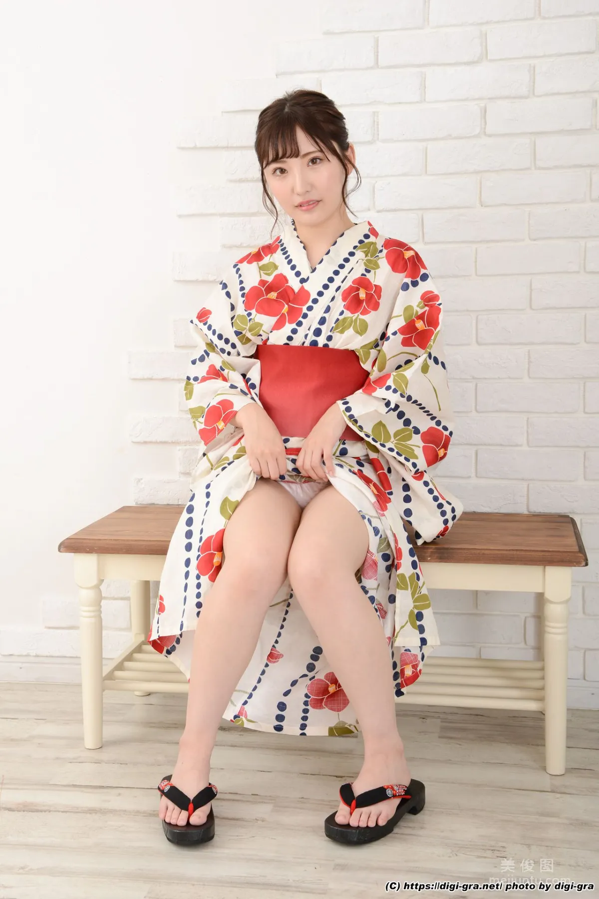 [Digi-Gra] 裡仲ゆい Yui Satonaka Photoset 03 13