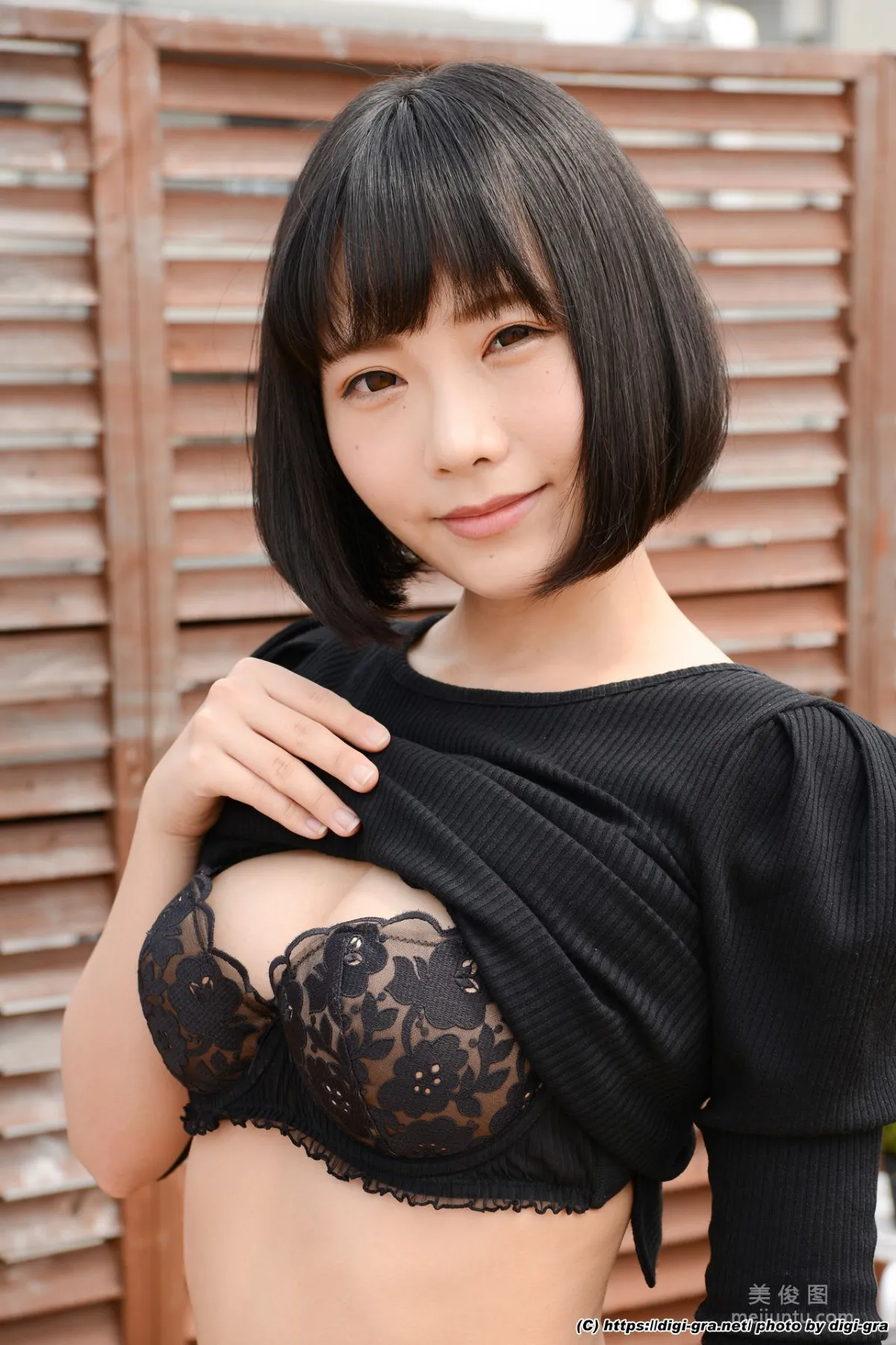 [Digi-Gra] Yui Shirasaka 白坂有以 Photoset 01 62