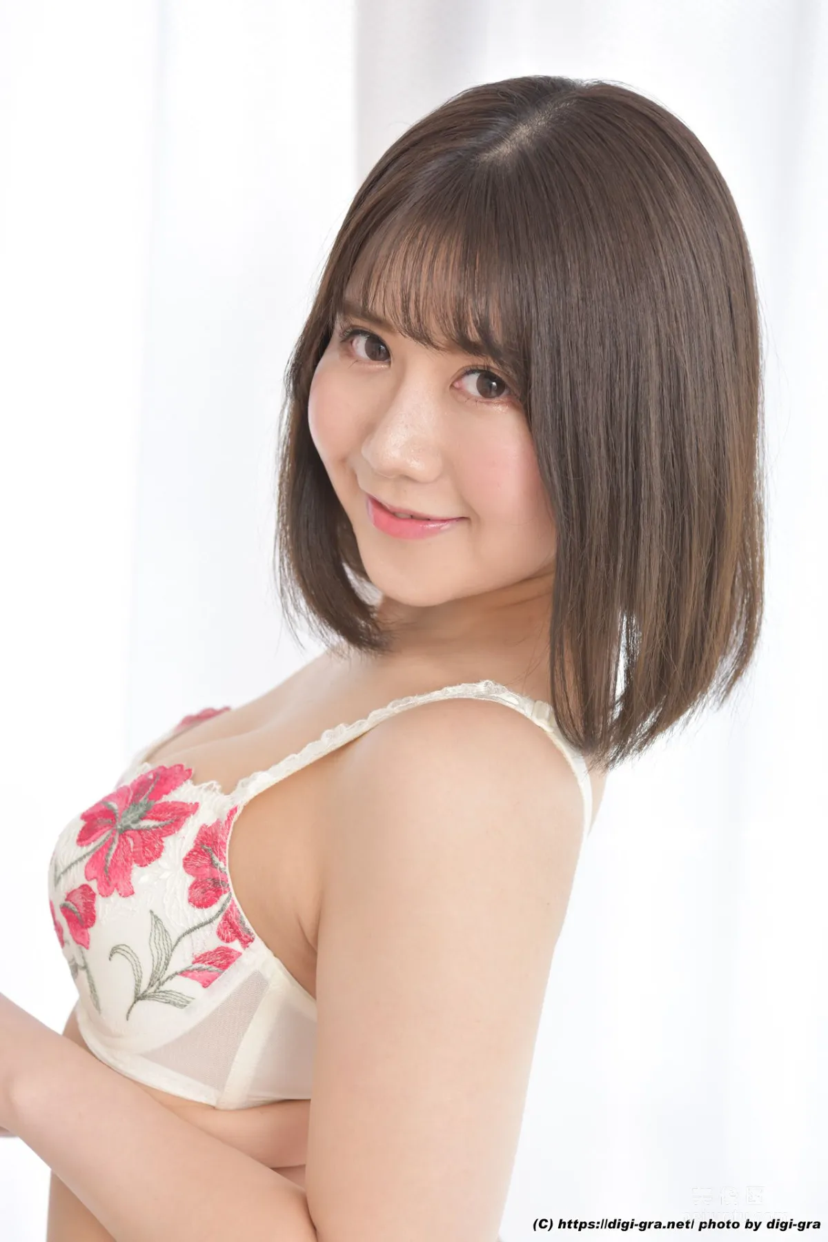 [Digi-Gra] Momoe Takanashi 小鳥遊ももえ Photoset 01 57