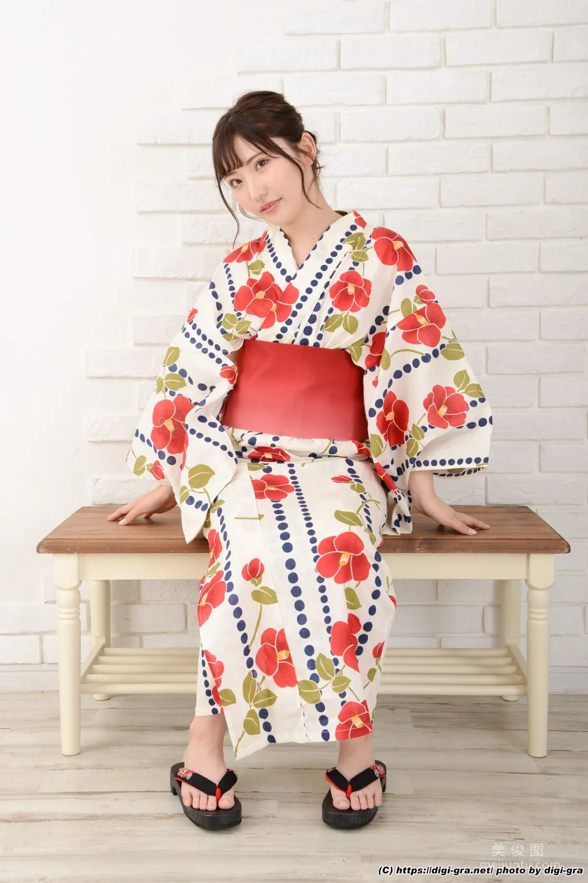 [Digi-Gra] 裡仲ゆい Yui Satonaka Photoset 03 10