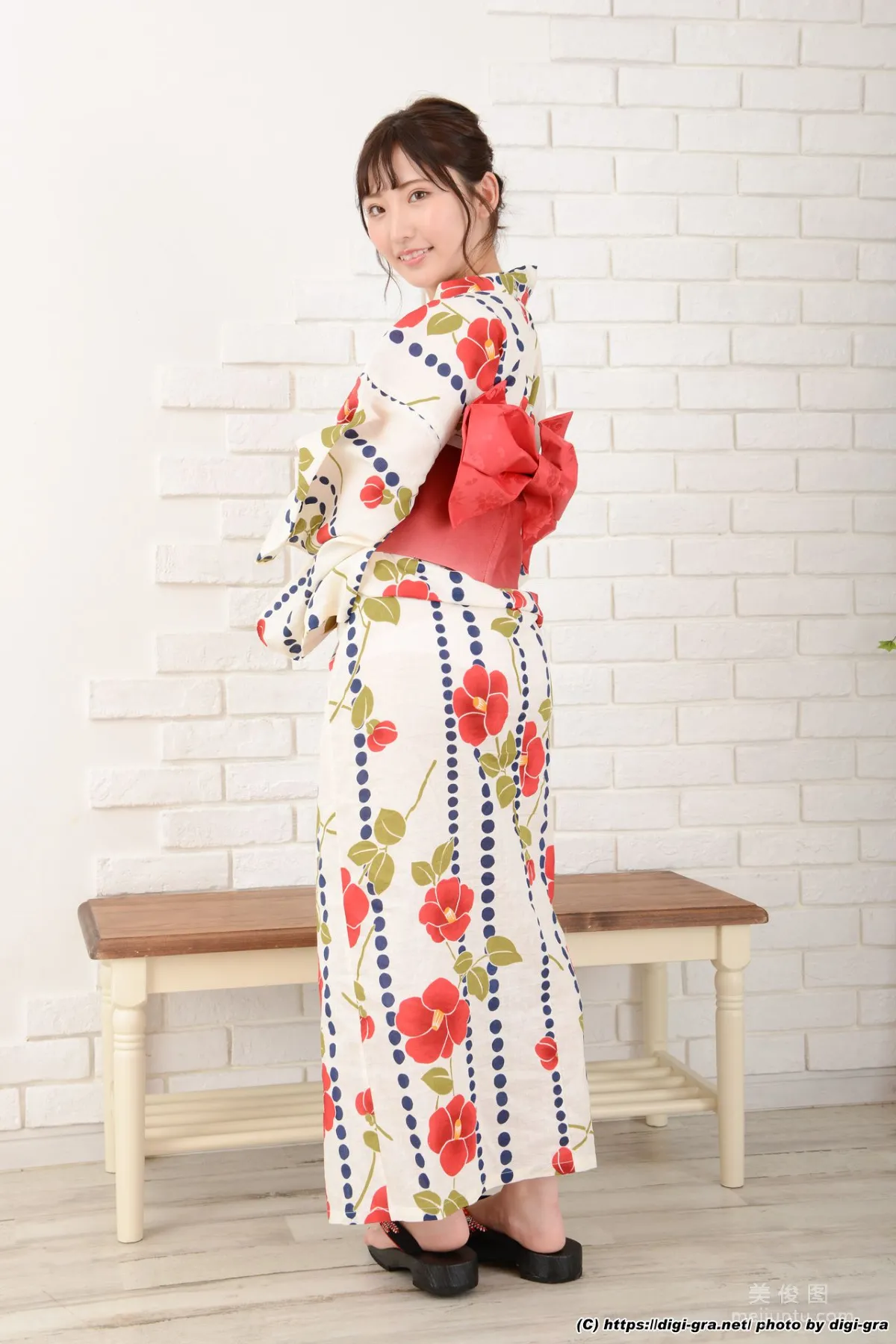 [Digi-Gra] 裡仲ゆい Yui Satonaka Photoset 03 7