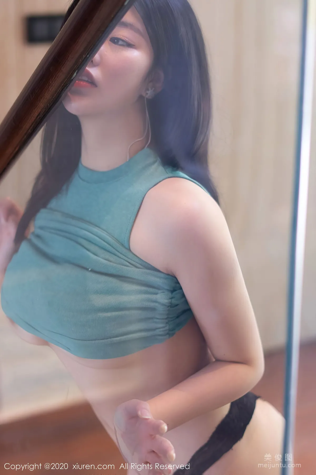 [秀人XiuRen] No.2744 娜露Selena - 極緻黑絲之下美腿翹臀 34