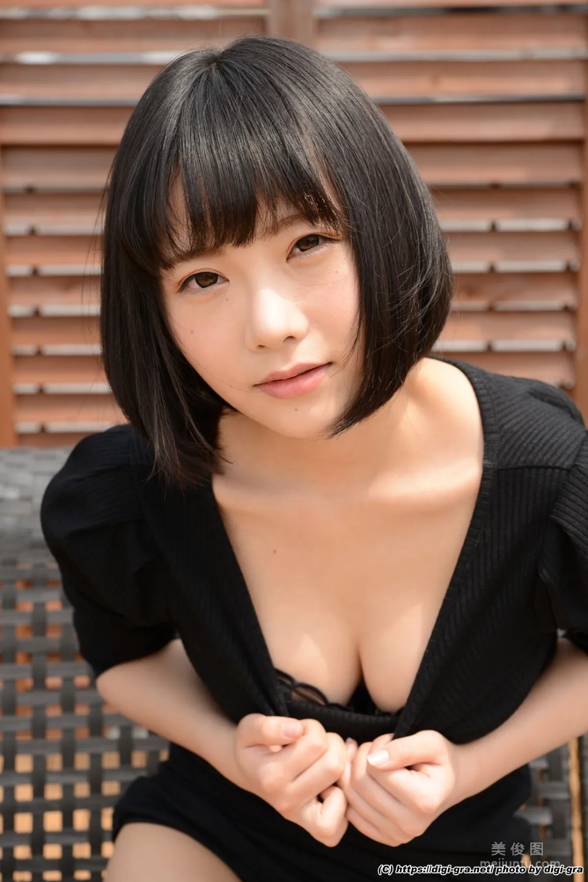[Digi-Gra] Yui Shirasaka 白坂有以 Photoset 01 33
