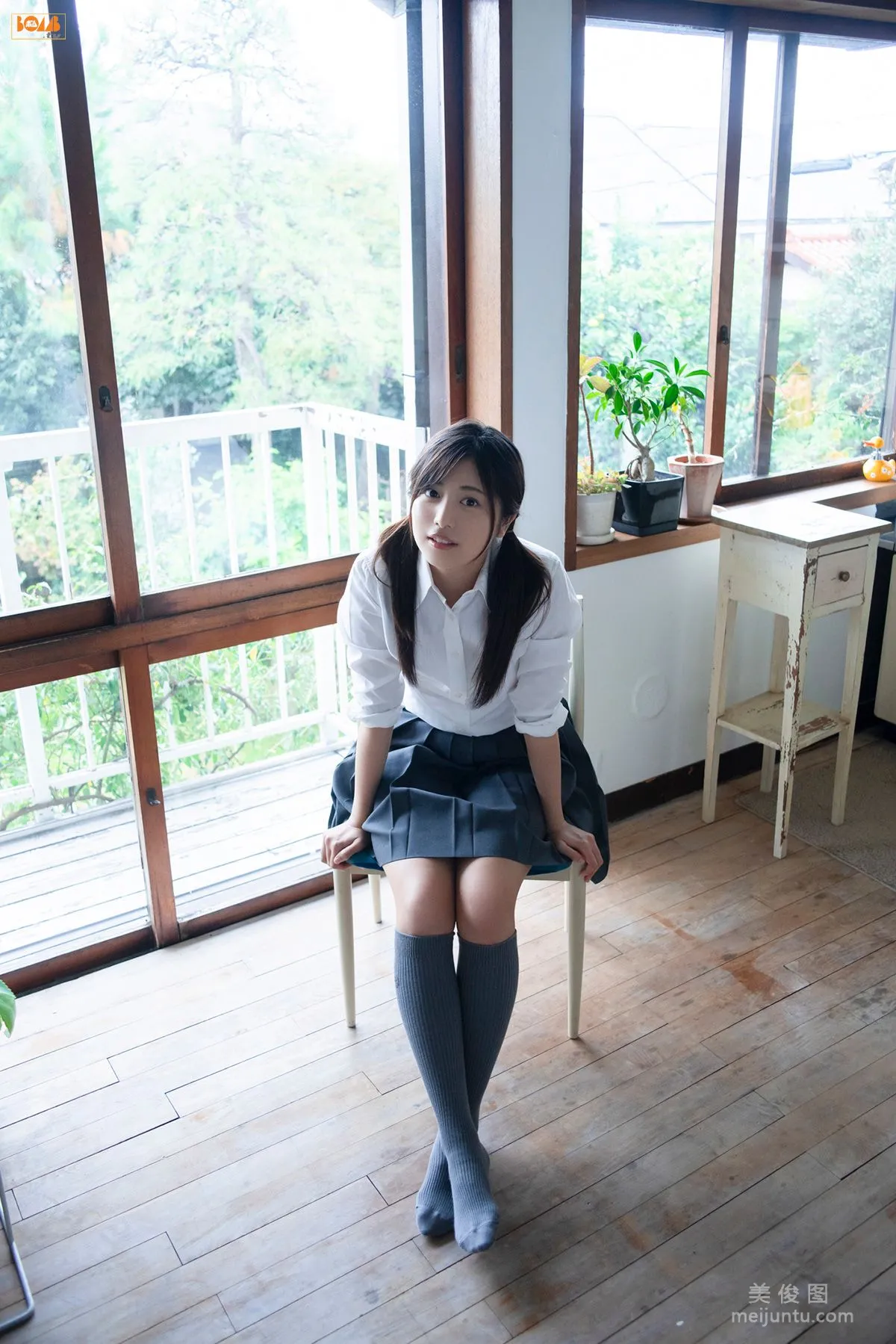 [BOMB.tv] 吉田莉桜 - 『雨の土曜日、君に戀した。』 3