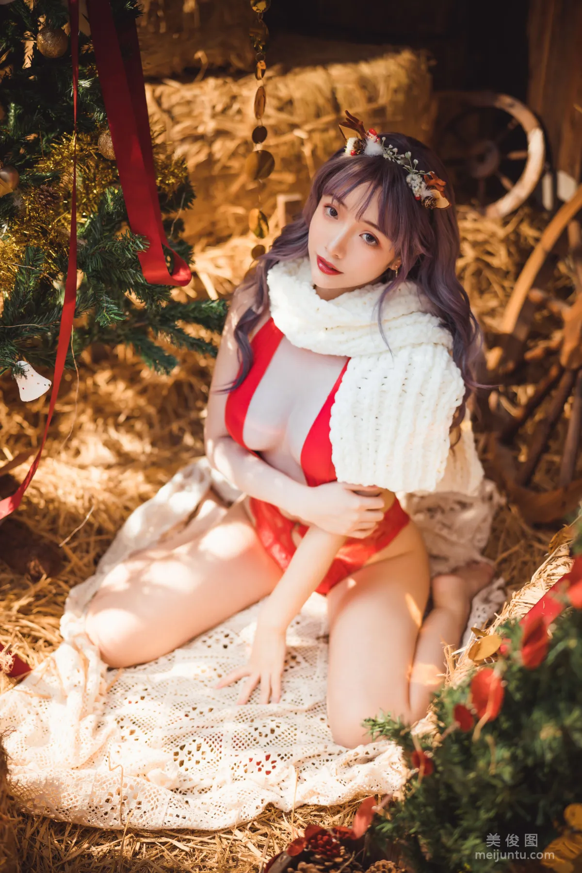 [Cosplay] 動漫博主雯妹 - 2020聖誕 寫真套圖 3