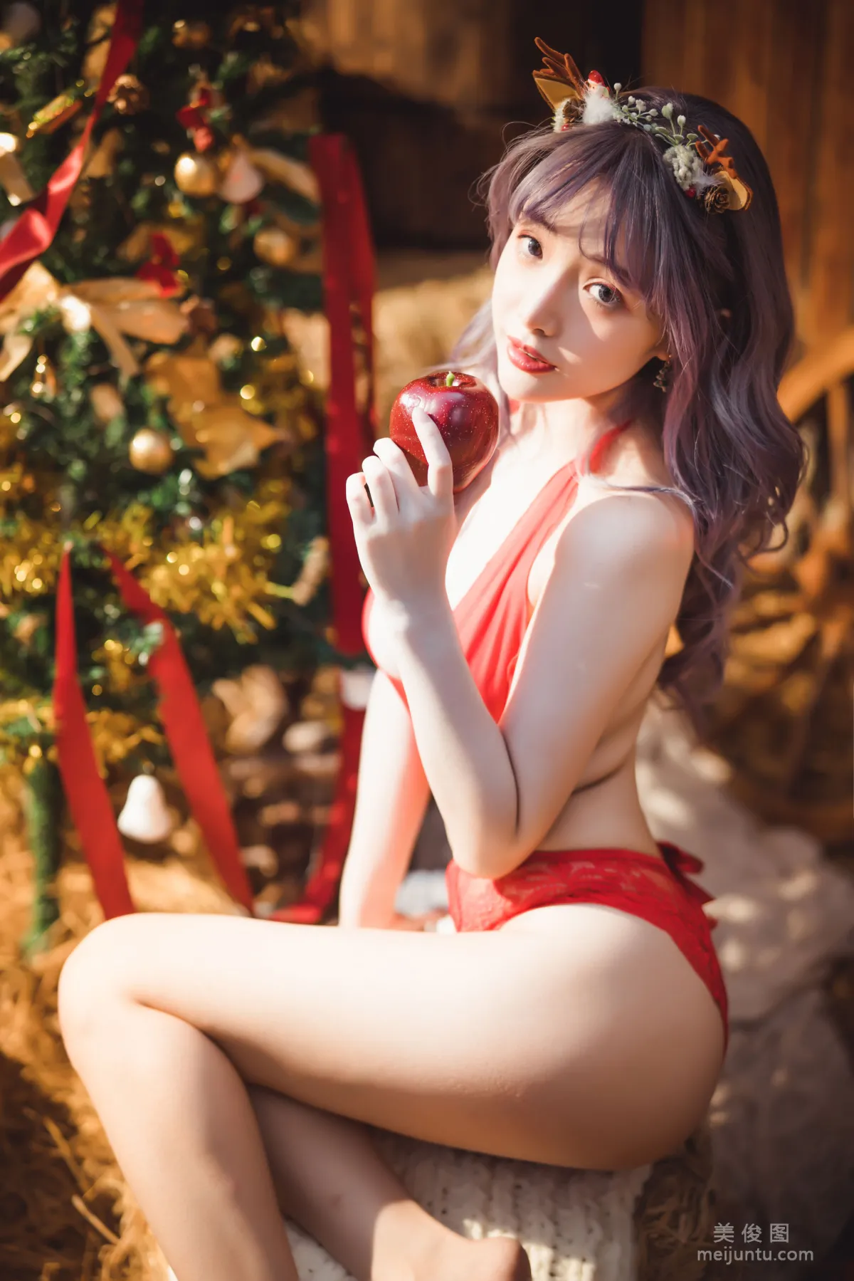 [Cosplay] 動漫博主雯妹 - 2020聖誕 寫真套圖 30