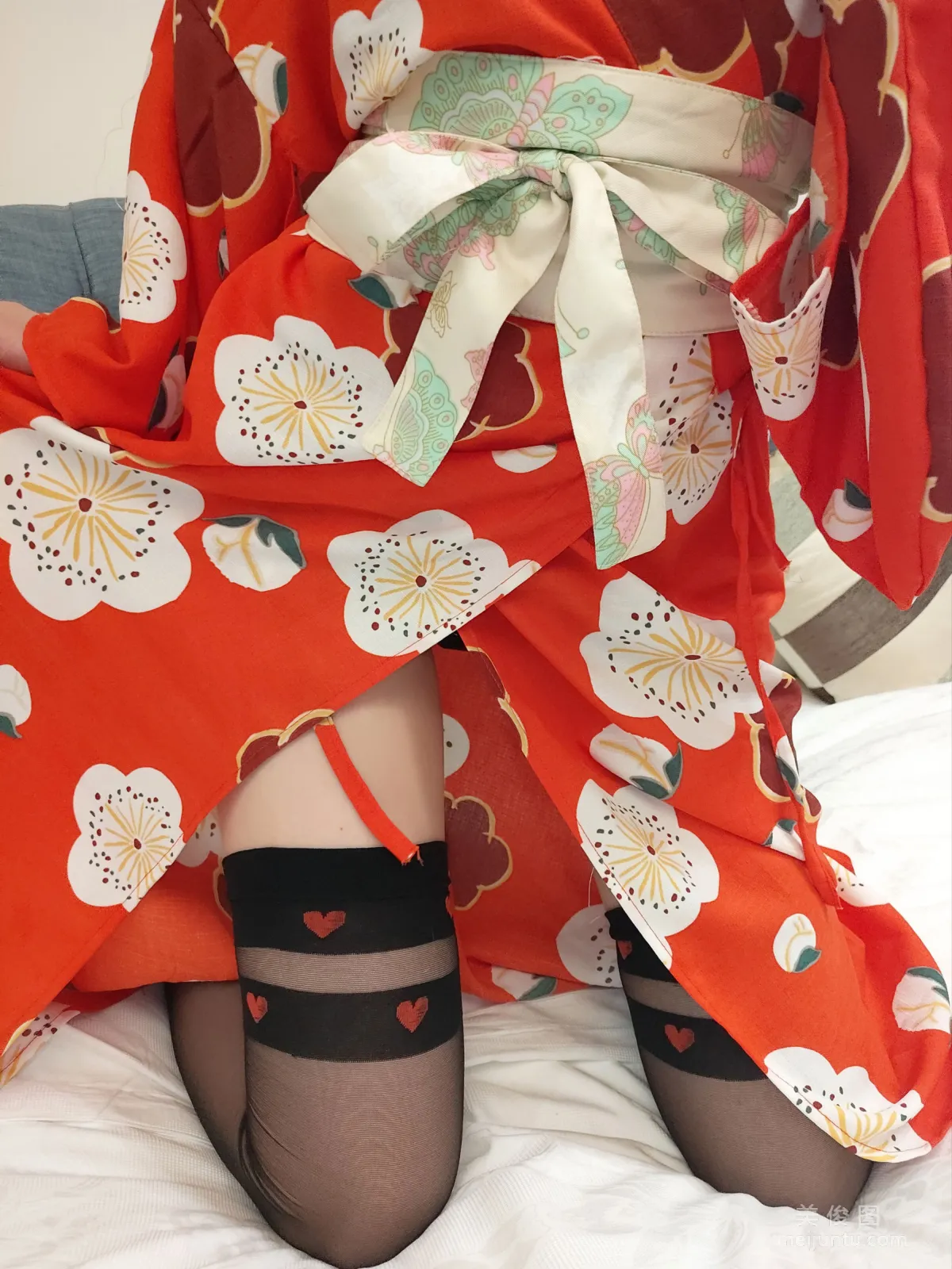 [Cosplay] 小女巫露娜 - 和服桃心黑色長筒襪 13