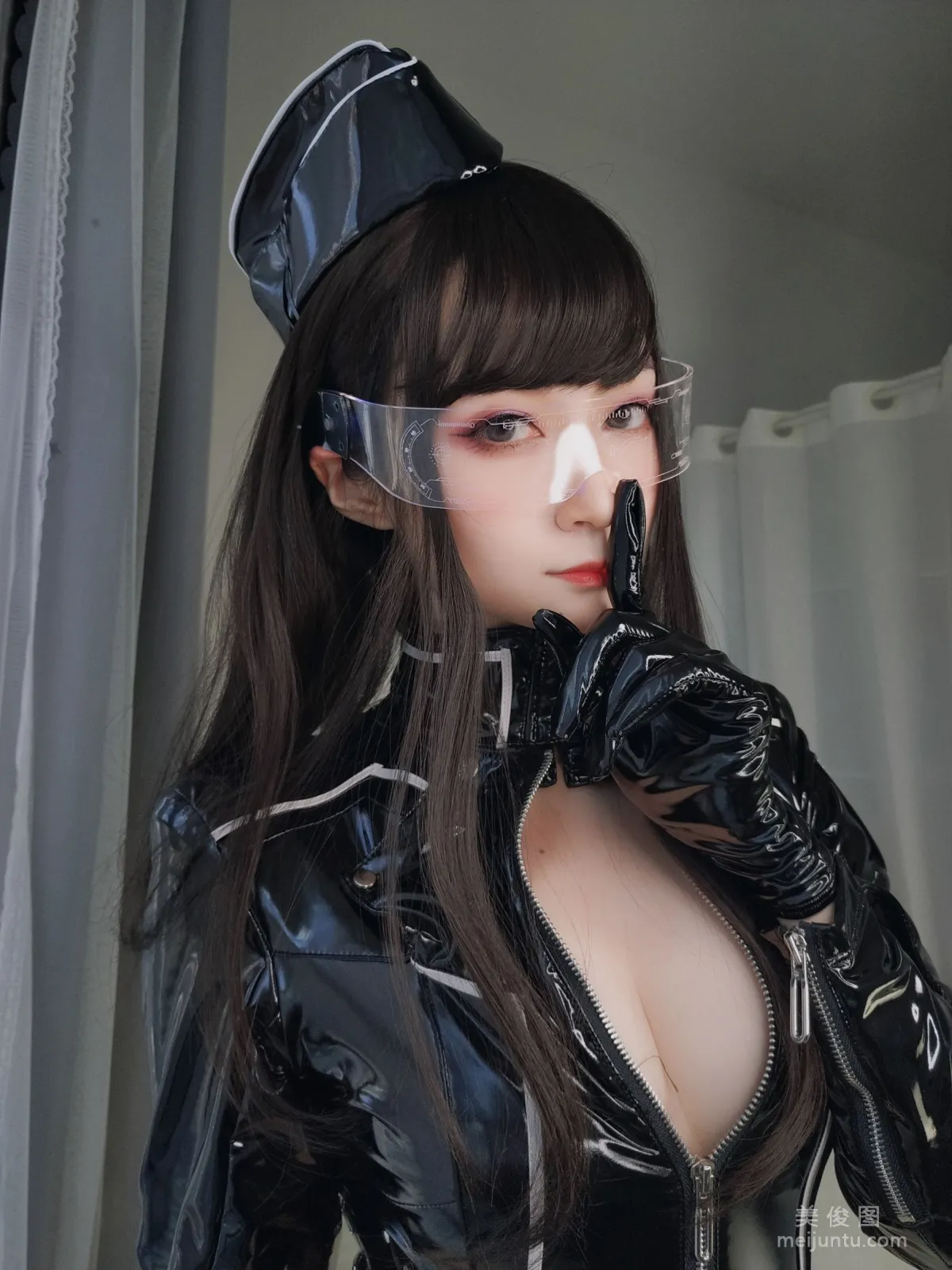 [Cosplay] Coser小姐姐白銀 - 通訊官 寫真套圖 27
