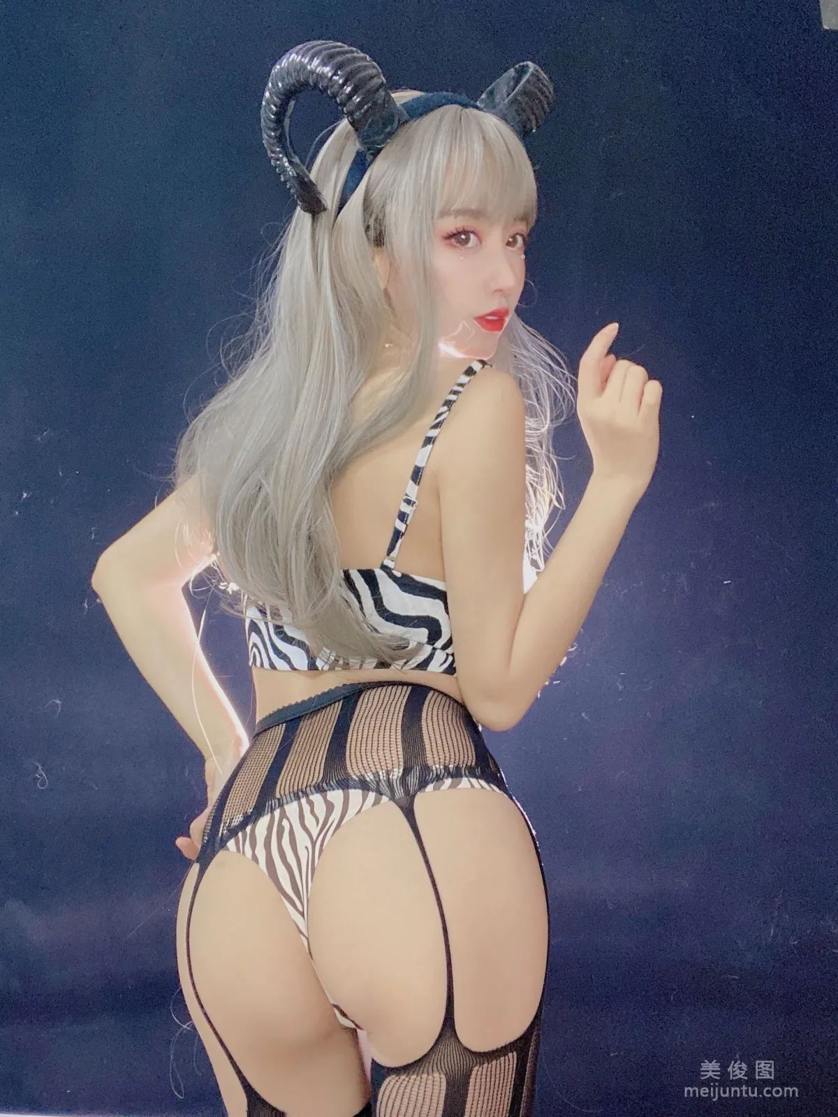 [Cosplay] 米線線sama - 魅魔 寫真套圖 4