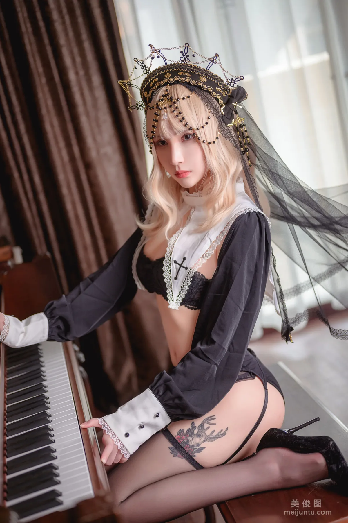 [Cosplay] vams子 - 修女 寫真套圖 1