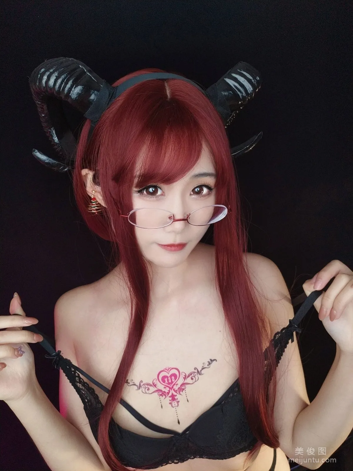 [Cosplay] 曉美媽 - (圣诞自拍)雪夜魅魔10