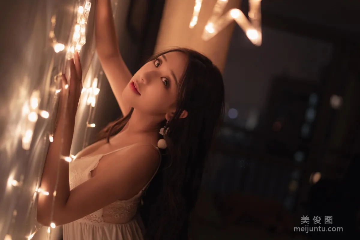 [Cosplay] 穆零Mu0 - 灯下睡衣 7