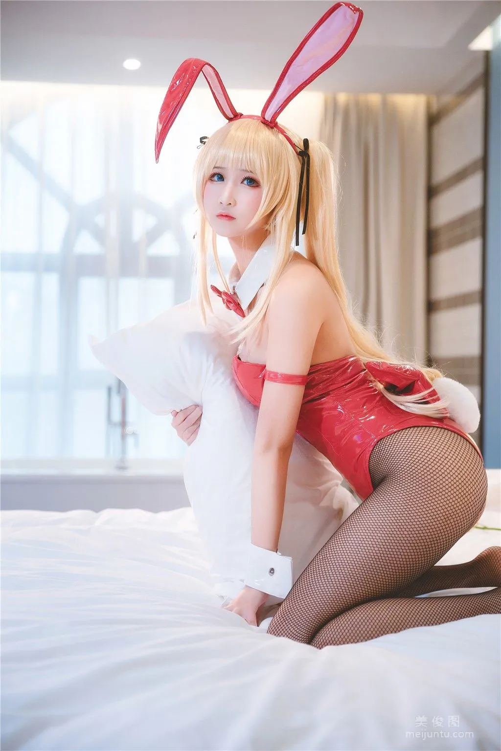 [Cosplay] 微博妹子三度_69 - 黑絲兔女郎 21