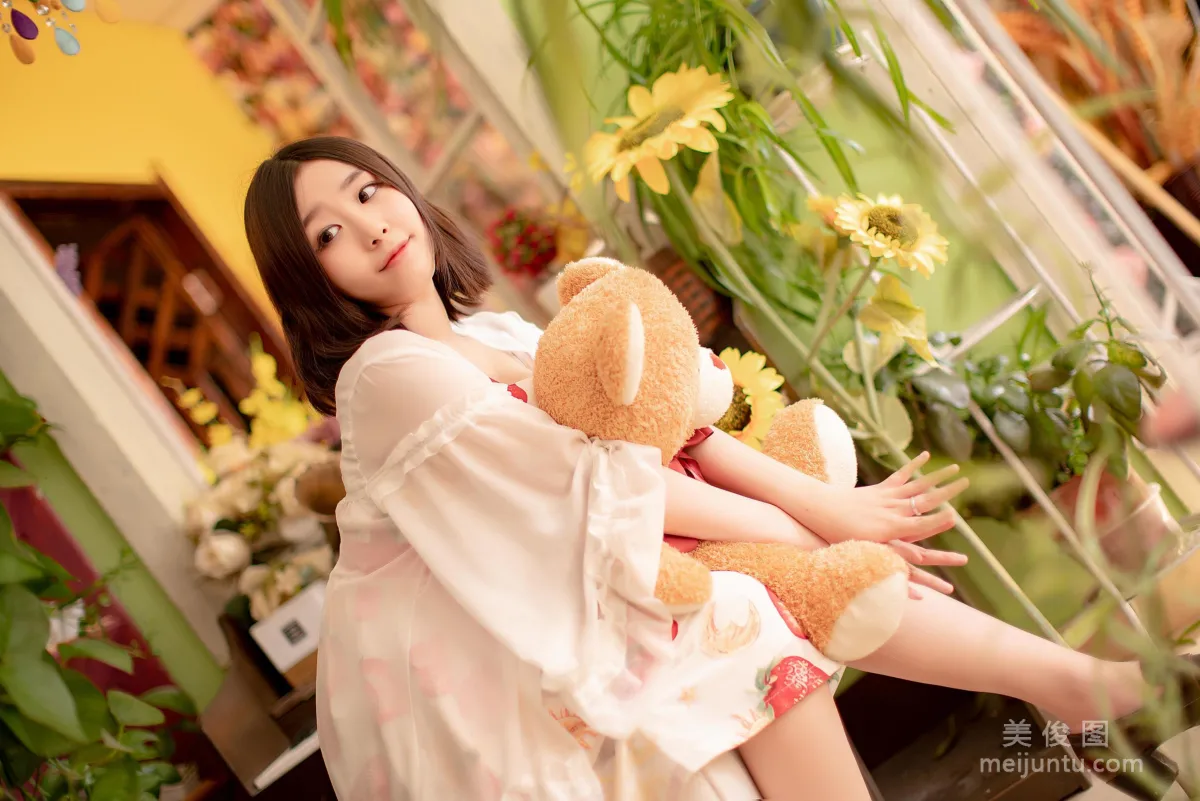 [Cosplay] 动漫博主穆零Mu0 - 小草莓 写真套图8