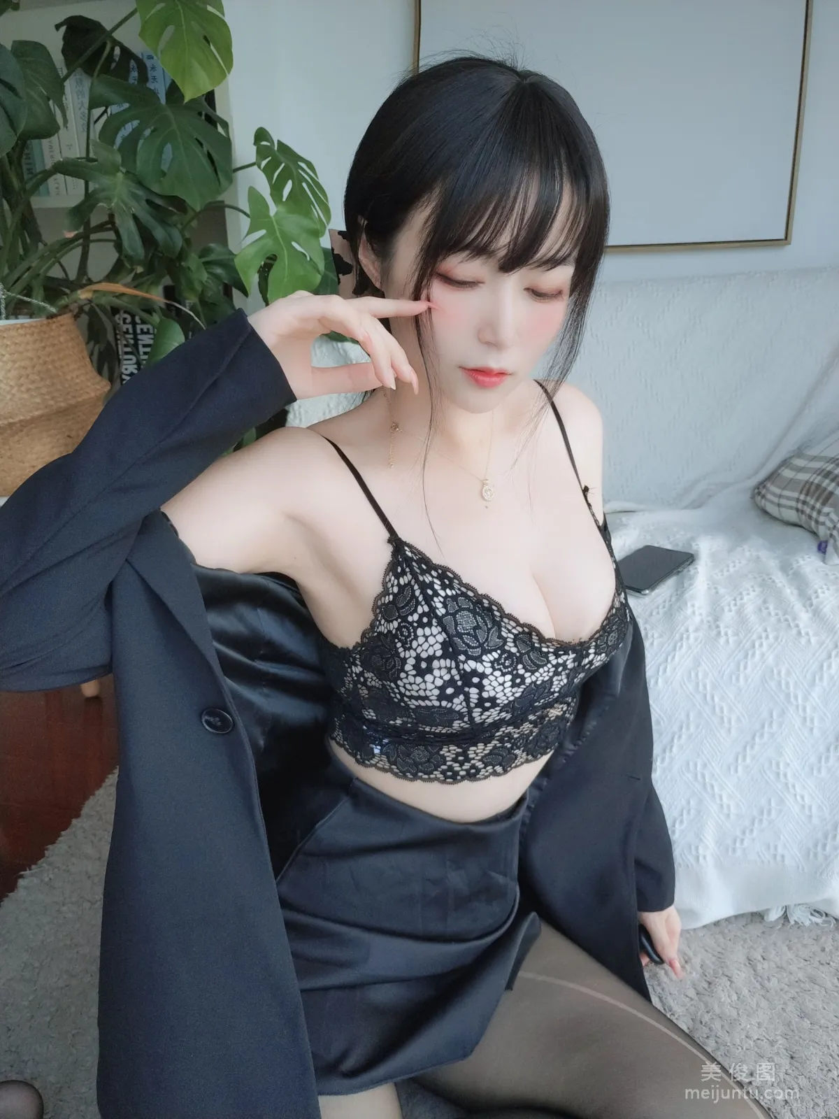 [Cosplay] Coser小姐姐白銀81 - 西服 9