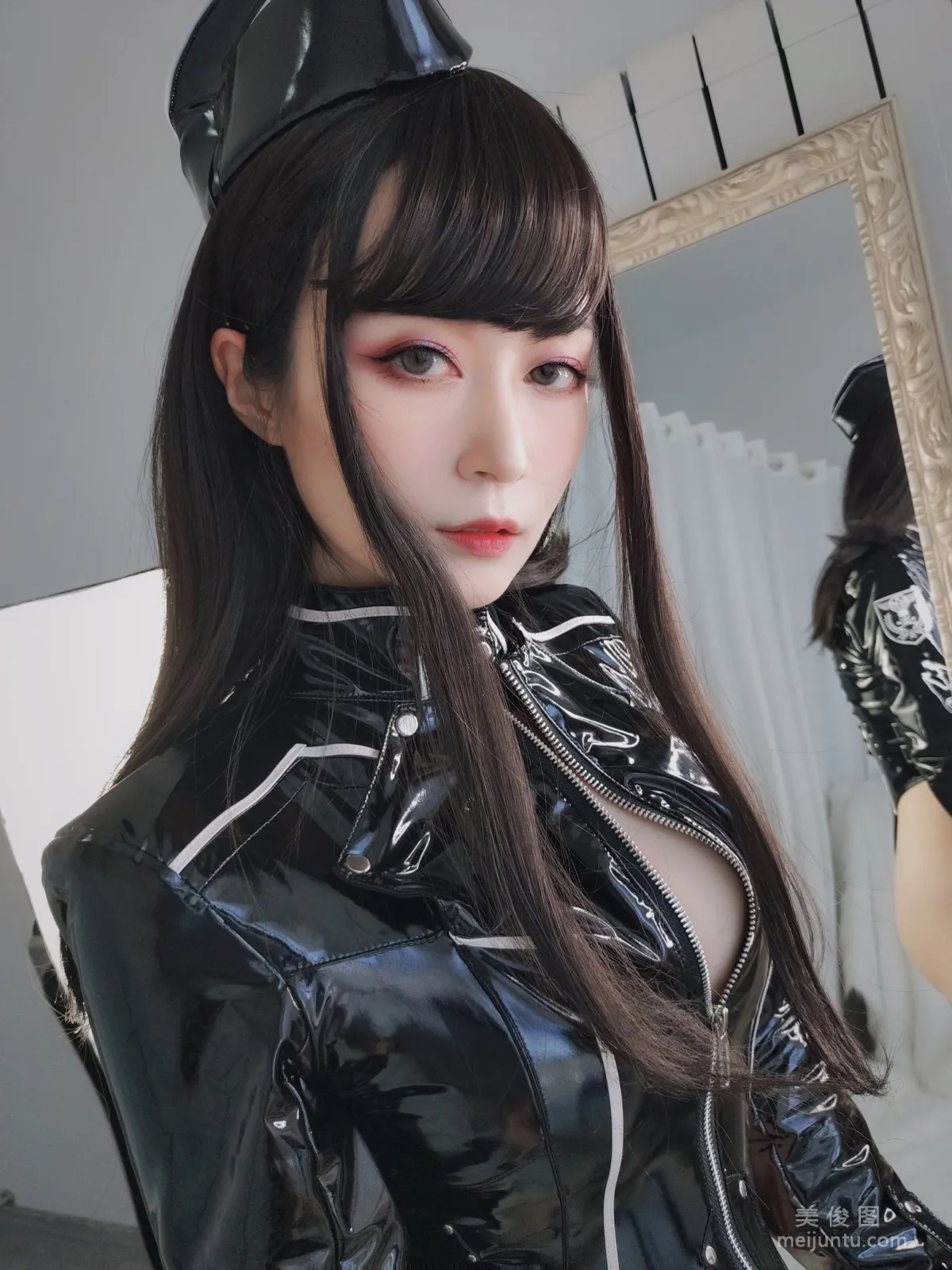 [Cosplay] Coser小姐姐白銀 - 通訊官 寫真套圖 39
