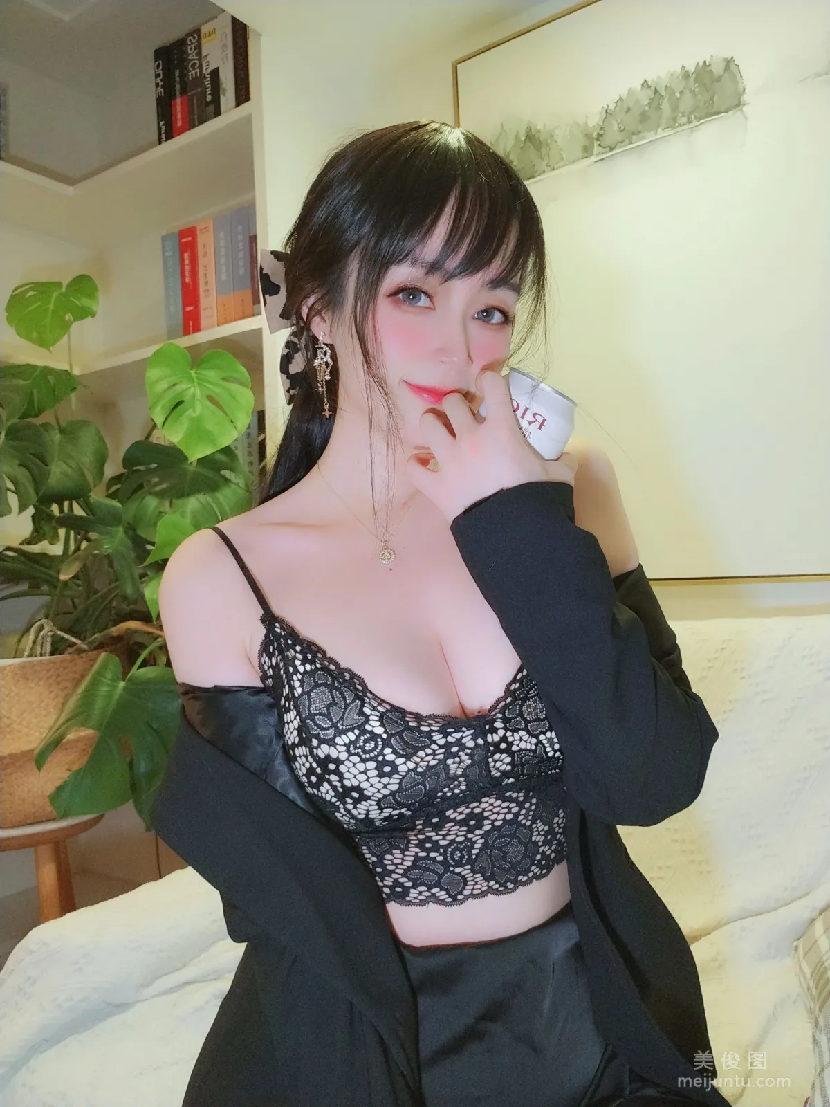 [Cosplay] Coser小姐姐白銀81 - 西服 47