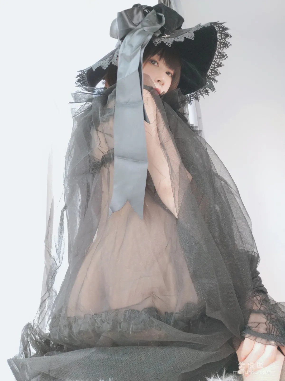 Coser小姐姐白銀81 - 見習魔女 47