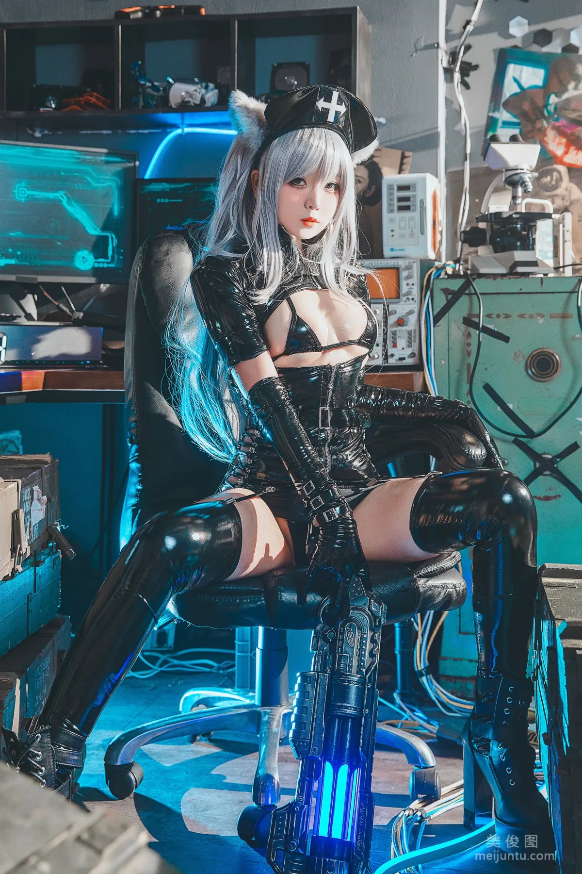 [Cosplay] 嬰兒肥的馬爺和tony - 暗黑護士 2
