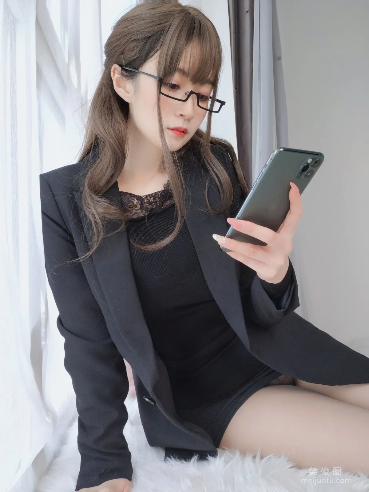 Coser小姐姐白銀81 - 黑西服 32