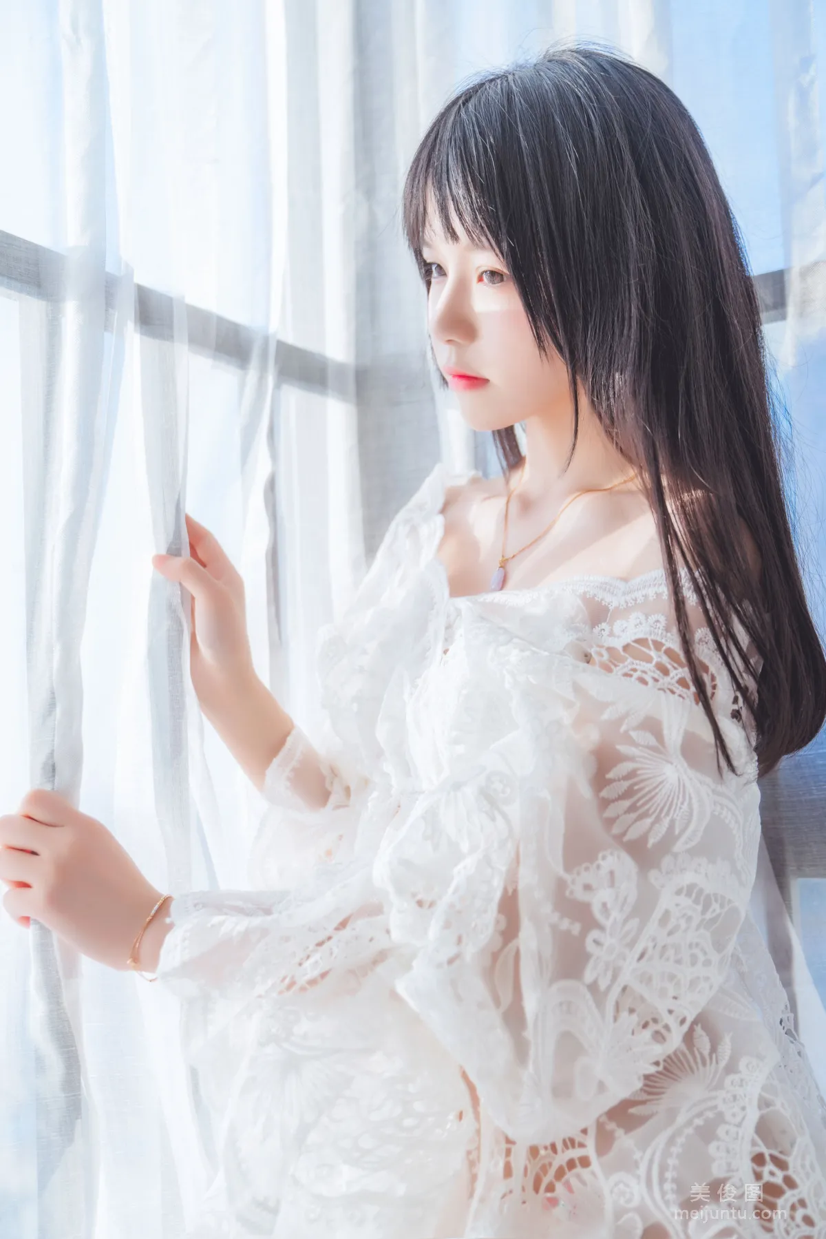 [Cosplay] 桜桃喵 - 初雪 寫真套圖 27