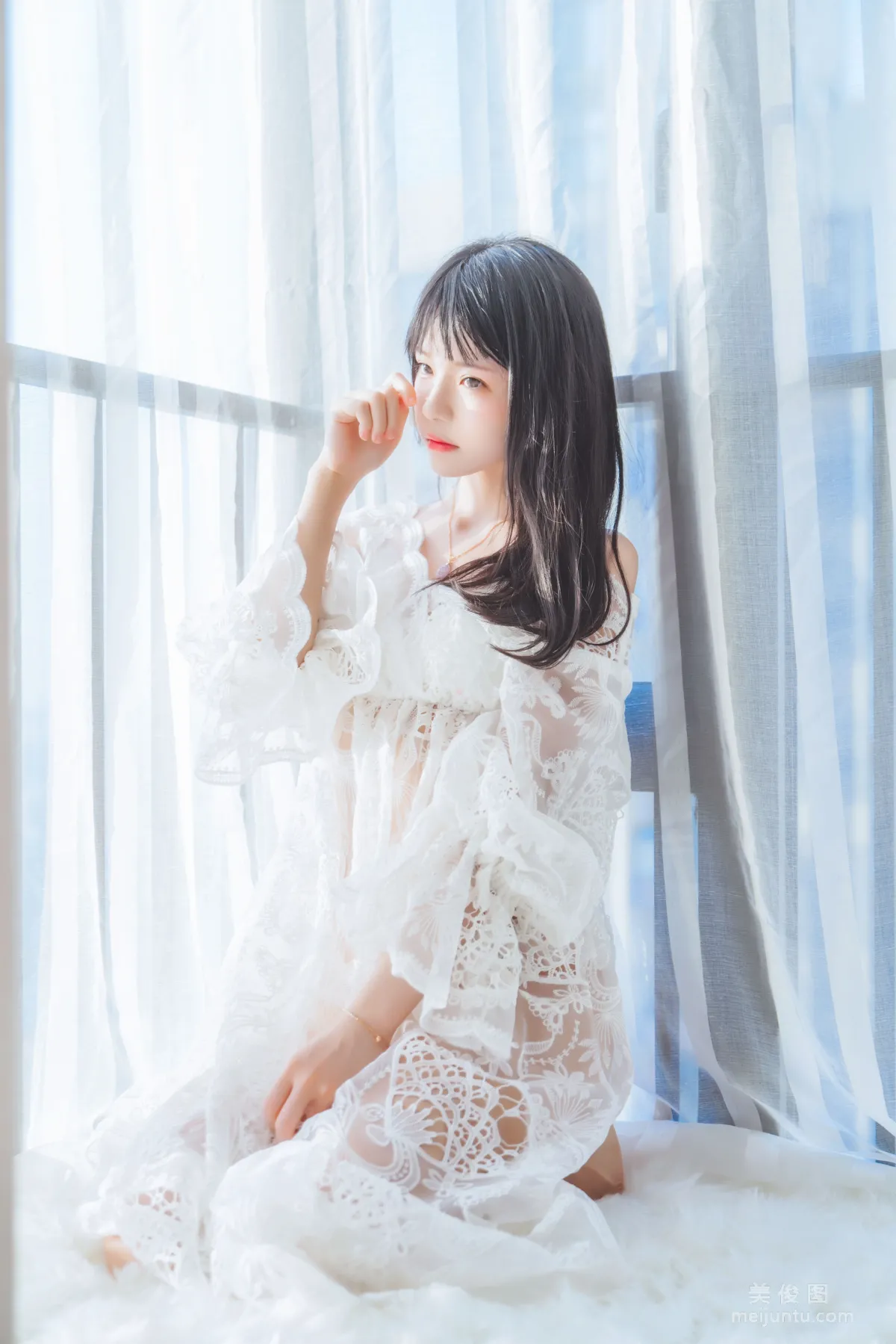 [Cosplay] 桜桃喵 - 初雪 寫真套圖 25