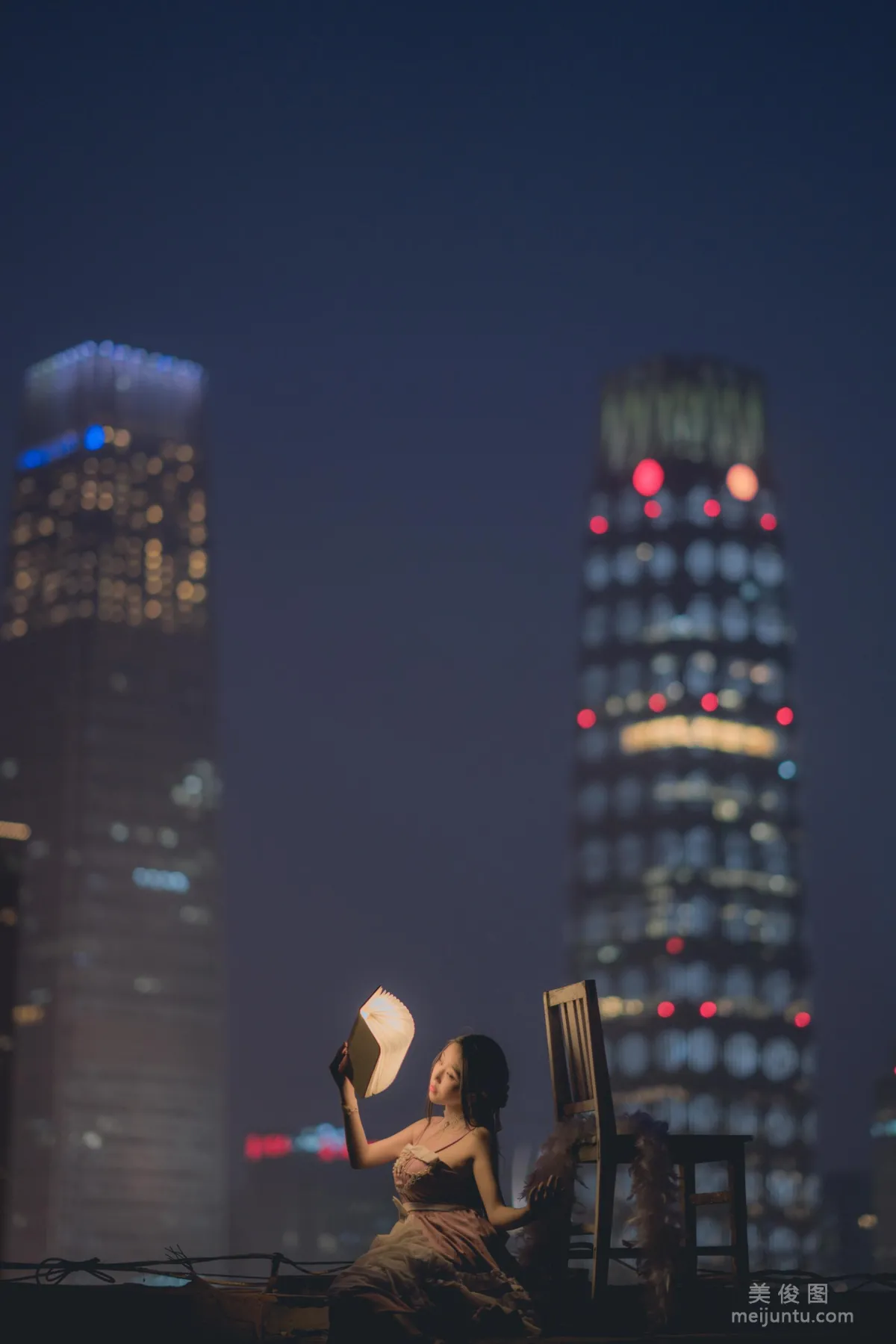 [Cosplay] 穆零Mu0 - 閱讀 寫真套圖 2