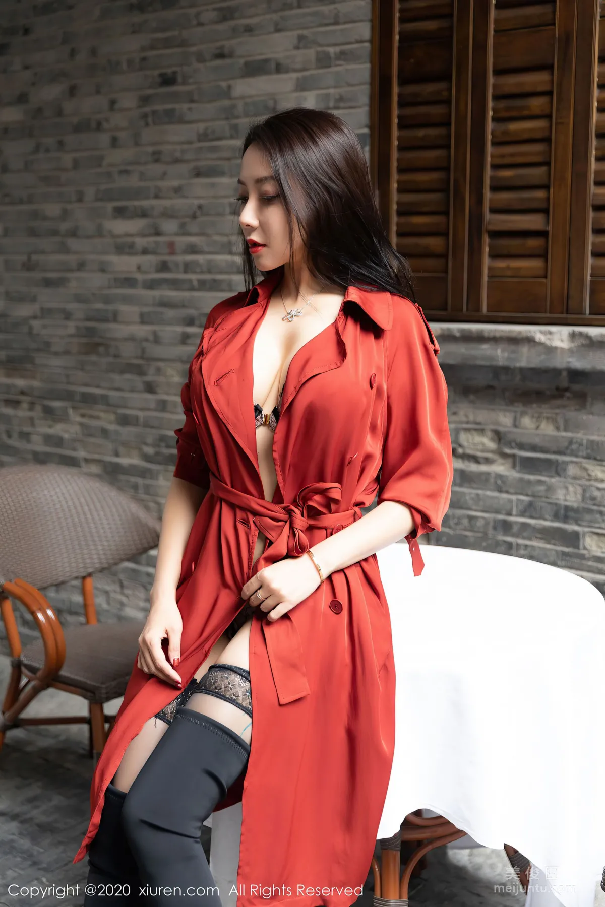 [秀人XIUREN] No.2780 果兒Victoria - 皮大衣之下的镂空内衣 3
