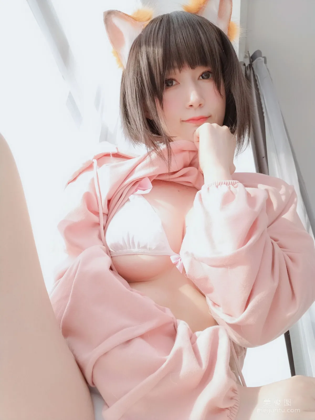 [COS寫真] 小姐姐白銀 - 粉紅狐狸 39