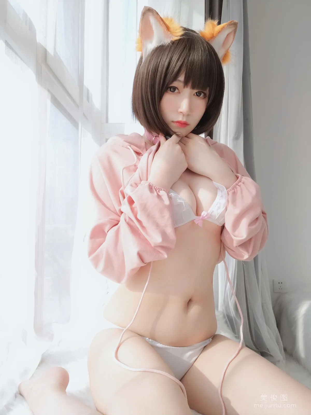 [COS寫真] 小姐姐白銀 - 粉紅狐狸 95