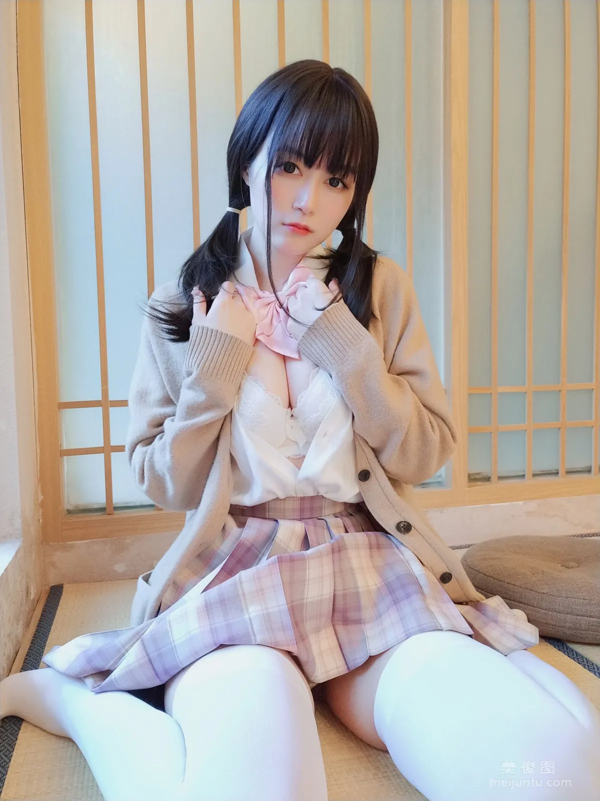 [COS寫真] 小姐姐白銀 - 女場浴池(下) 6