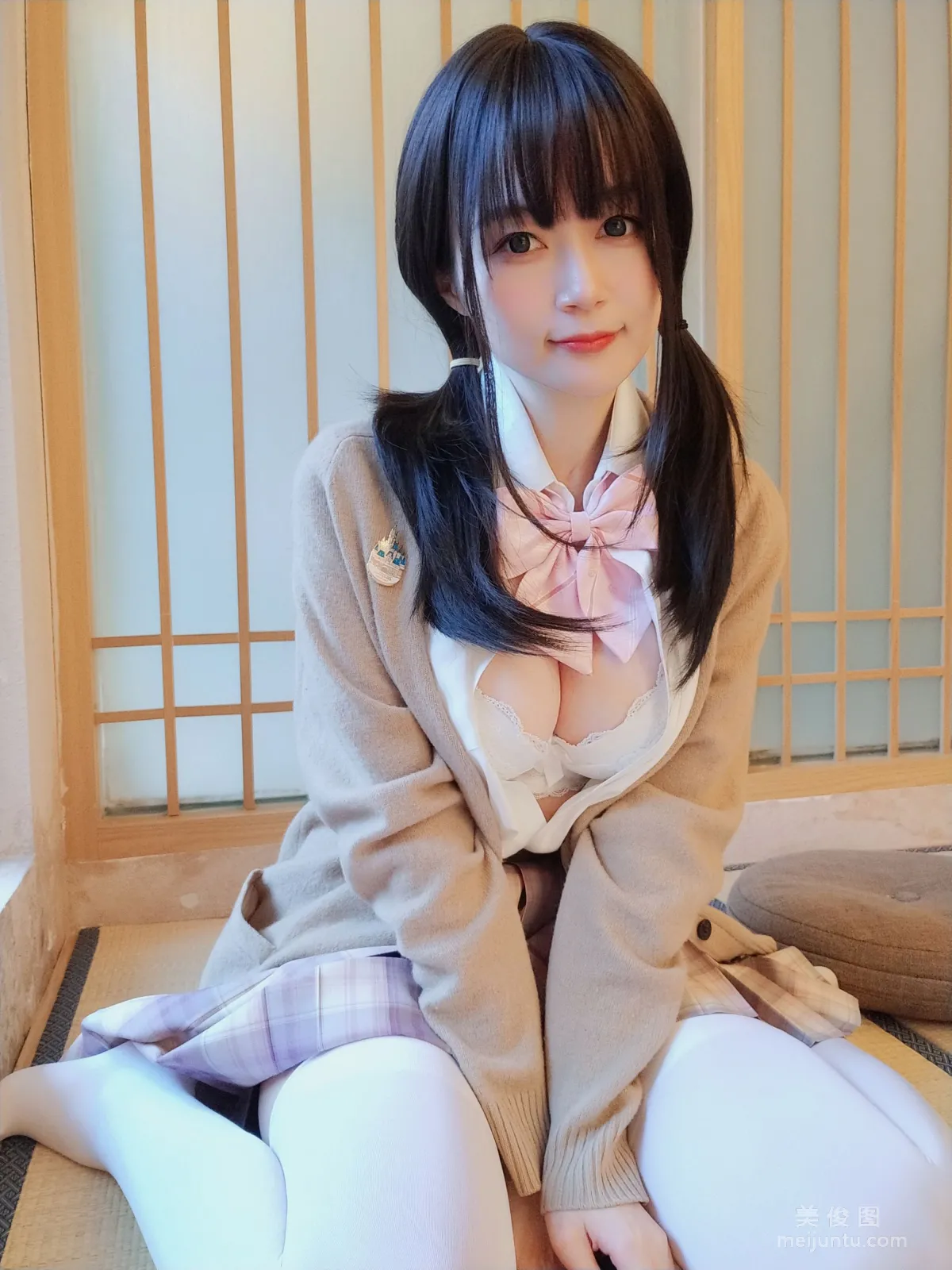 [COS寫真] 小姐姐白銀 - 女場浴池(下) 5
