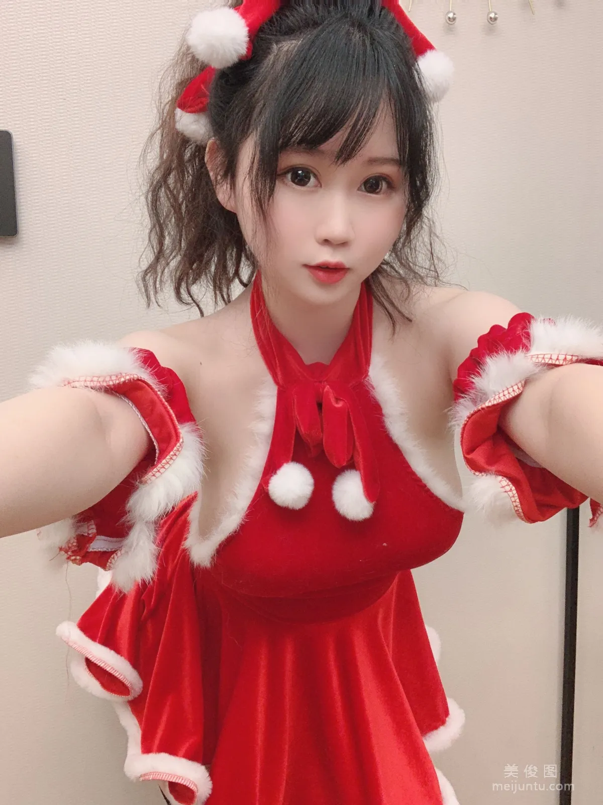 [COS寫真] 蜜桃少女是依醬呀 - 2020聖誕特輯 29