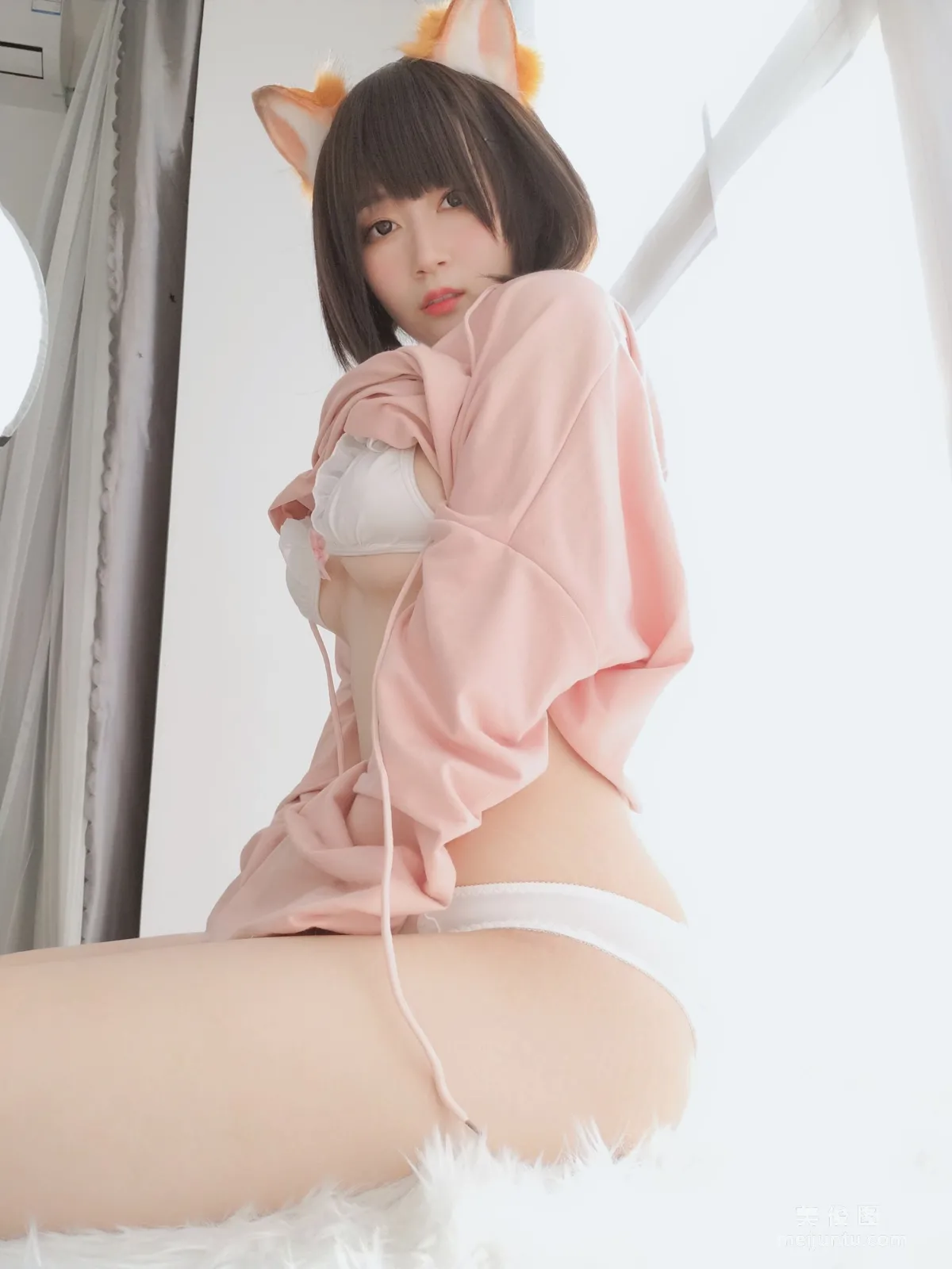 [COS寫真] 小姐姐白銀 - 粉紅狐狸 42