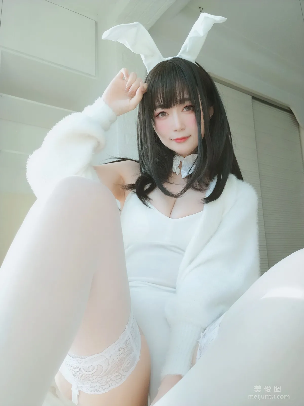 Coser小姐姐白銀 - 白絲兔子 106