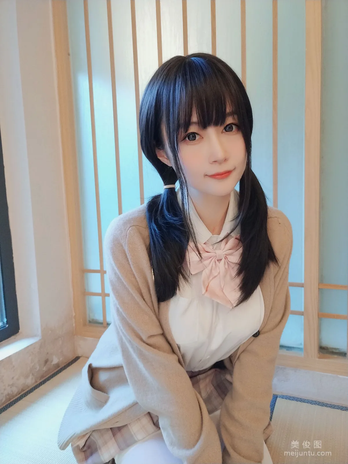 [COS寫真] 小姐姐白銀 - 女場浴池(下) 13