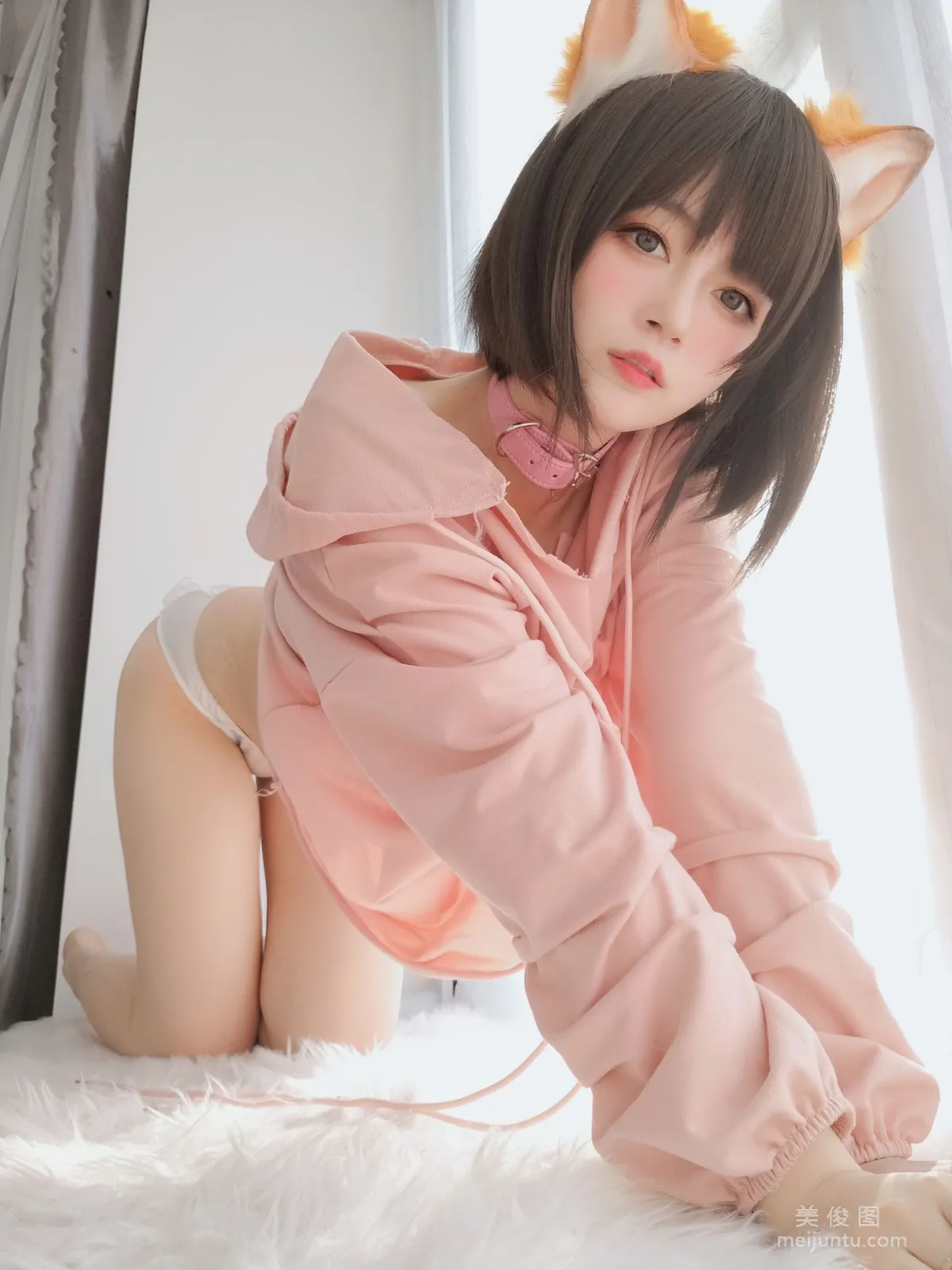 [COS寫真] 小姐姐白銀 - 粉紅狐狸 48