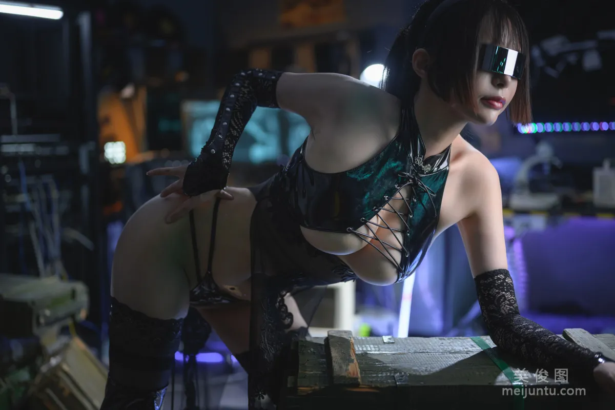[網紅COSER寫真] 秋和柯基(夏小秋秋秋) - VR女友(現實篇) 5