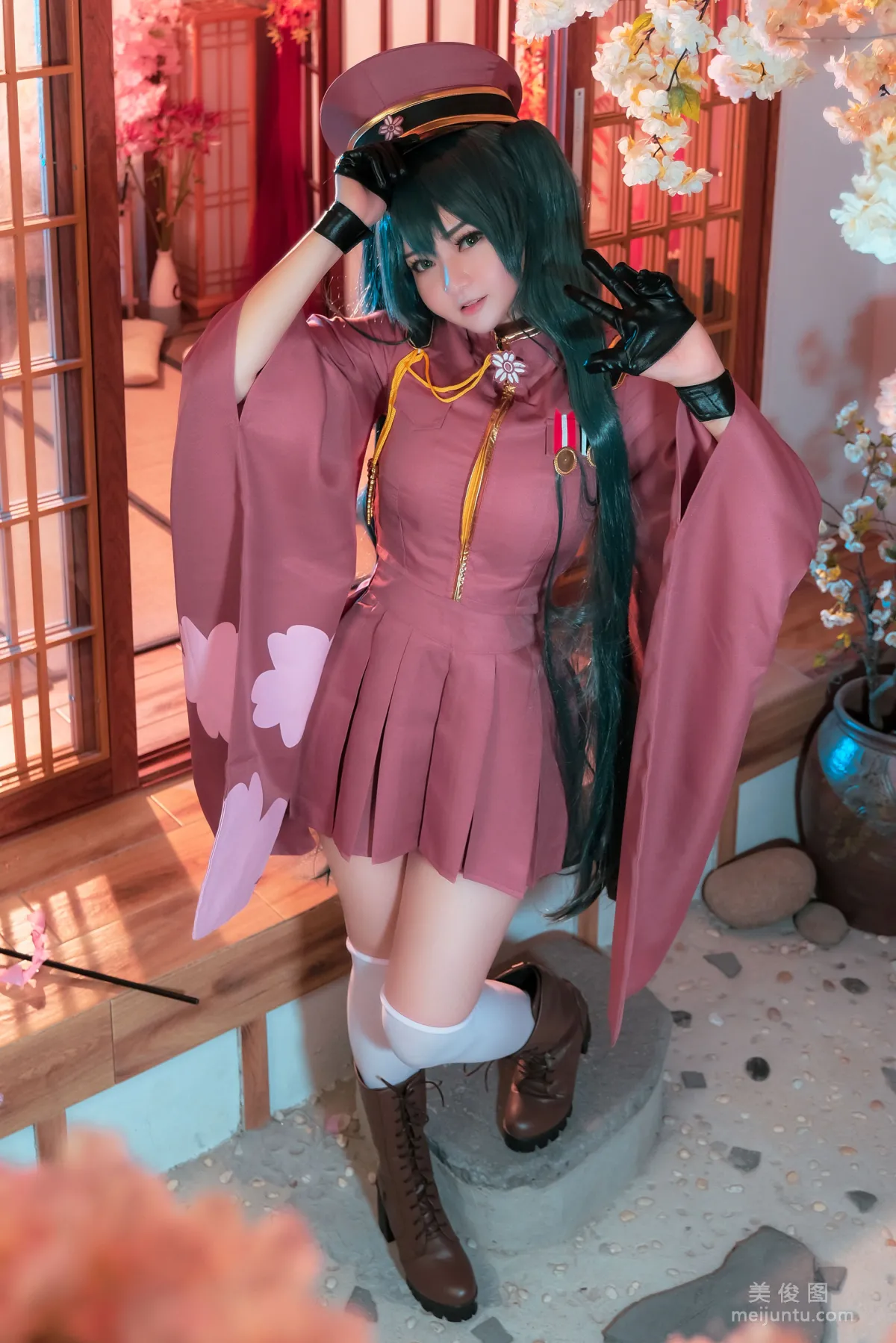 [网红COSER写真] Potato Godzilla - Miku Senbonzakura1