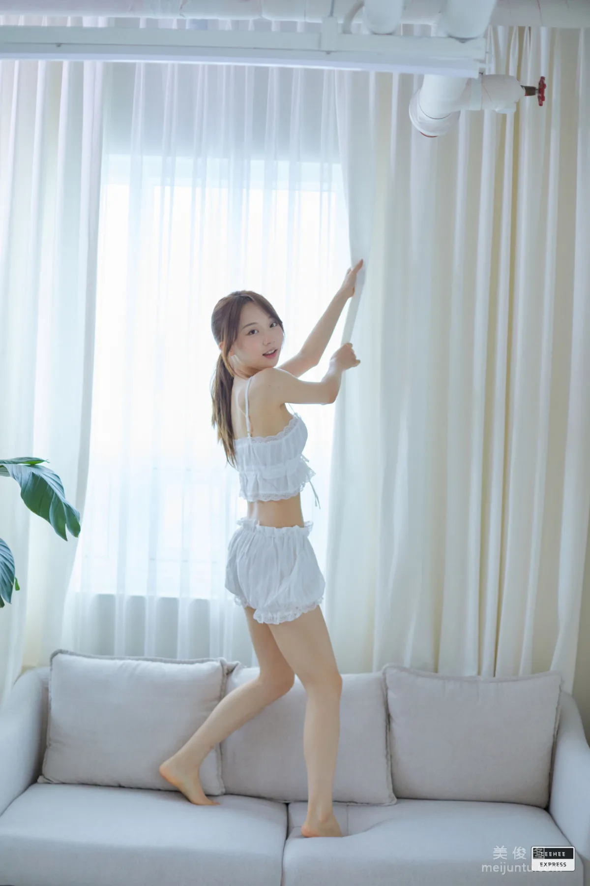[LEEHEE EXPRESS] LEBE-043B - S.O 寫真套圖 24