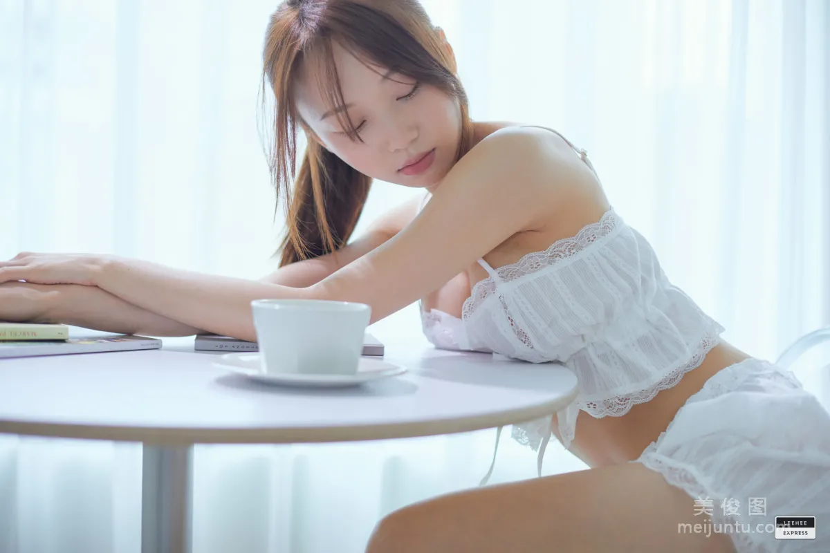 [LEEHEE EXPRESS] LEBE-043A - S.O 寫真套圖 4