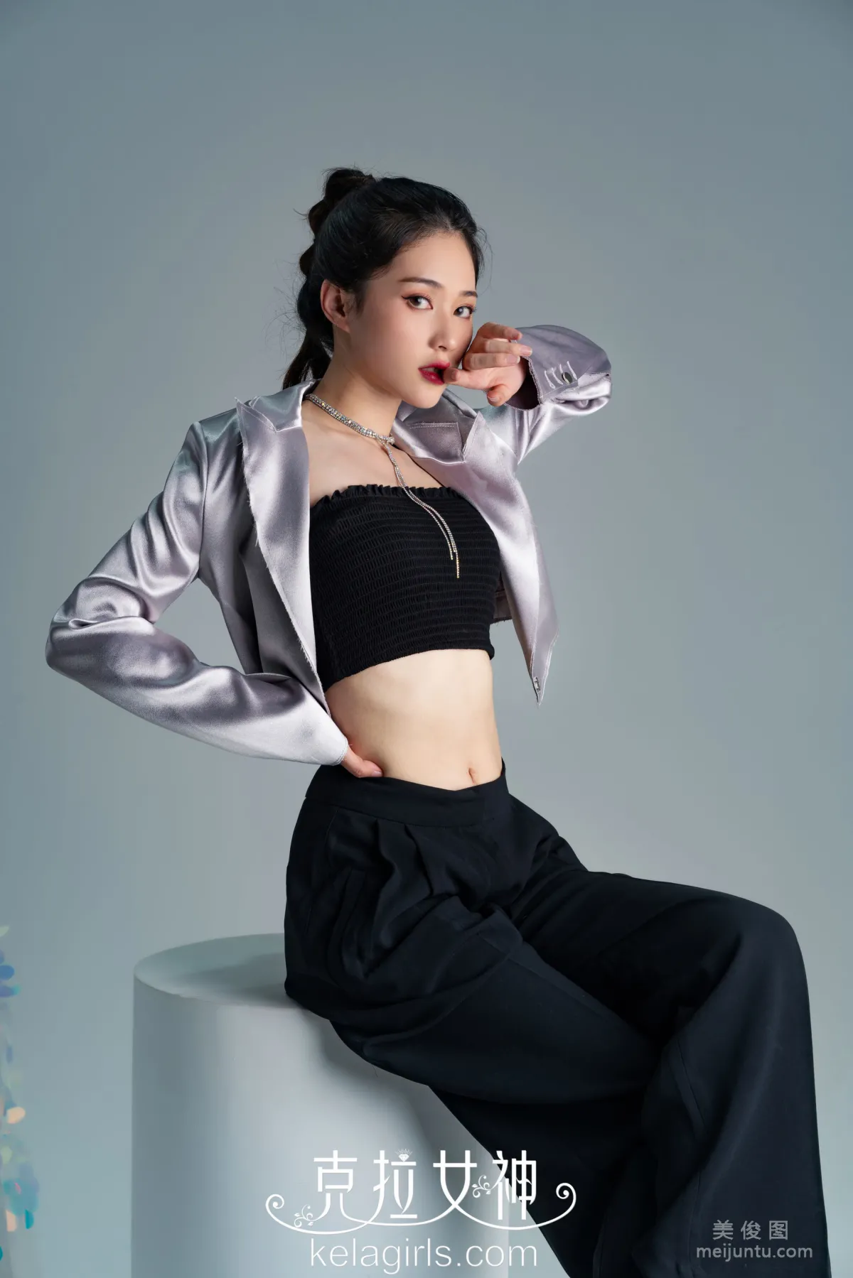 [克拉女神Kelagirls]  苏棠 - 酷拍裸足1