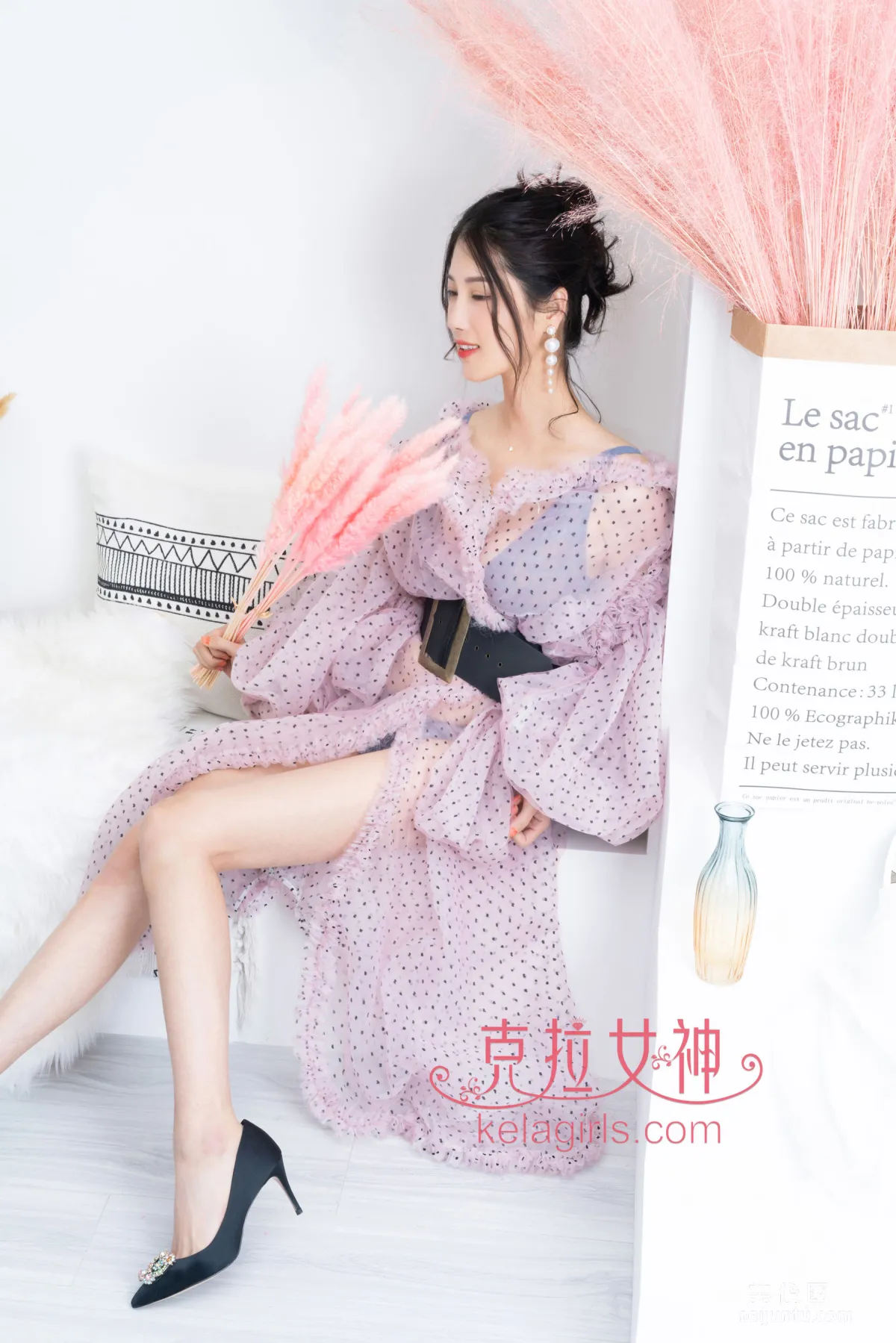 [克拉女神Kelagirls]  王睿 - 赤脚红尖2